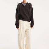 ROHE - Sculptural compact v-neck | dark brown