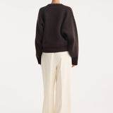 ROHE - Sculptural compact v-neck | dark brown