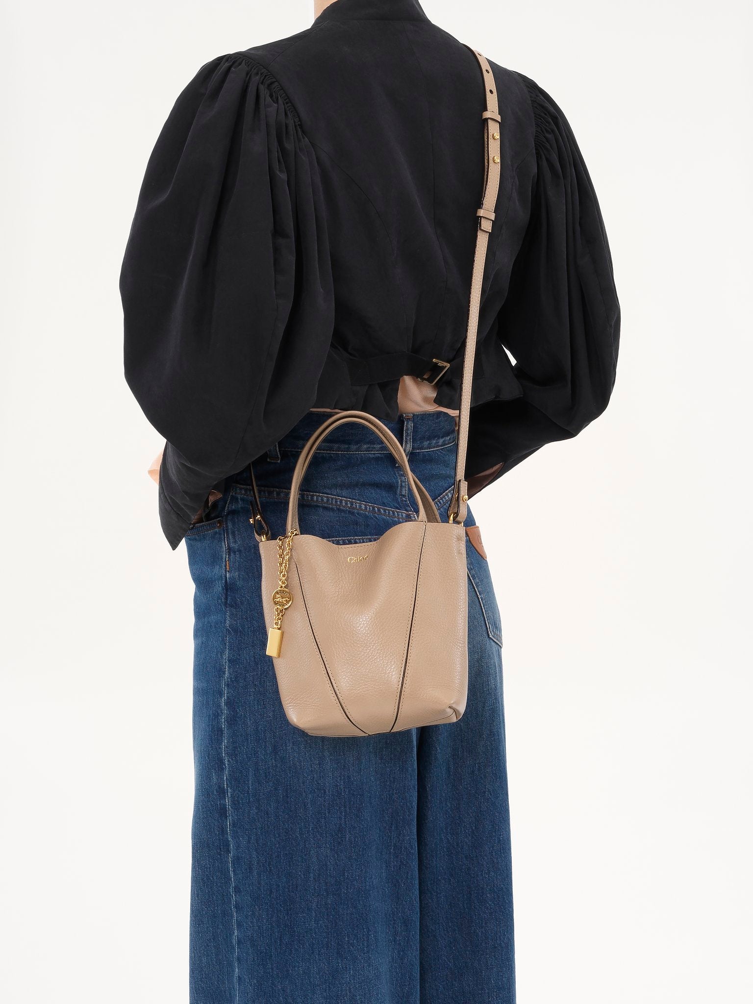 Chloé Chloé - Small Chloé Spin tote bag in grained leather