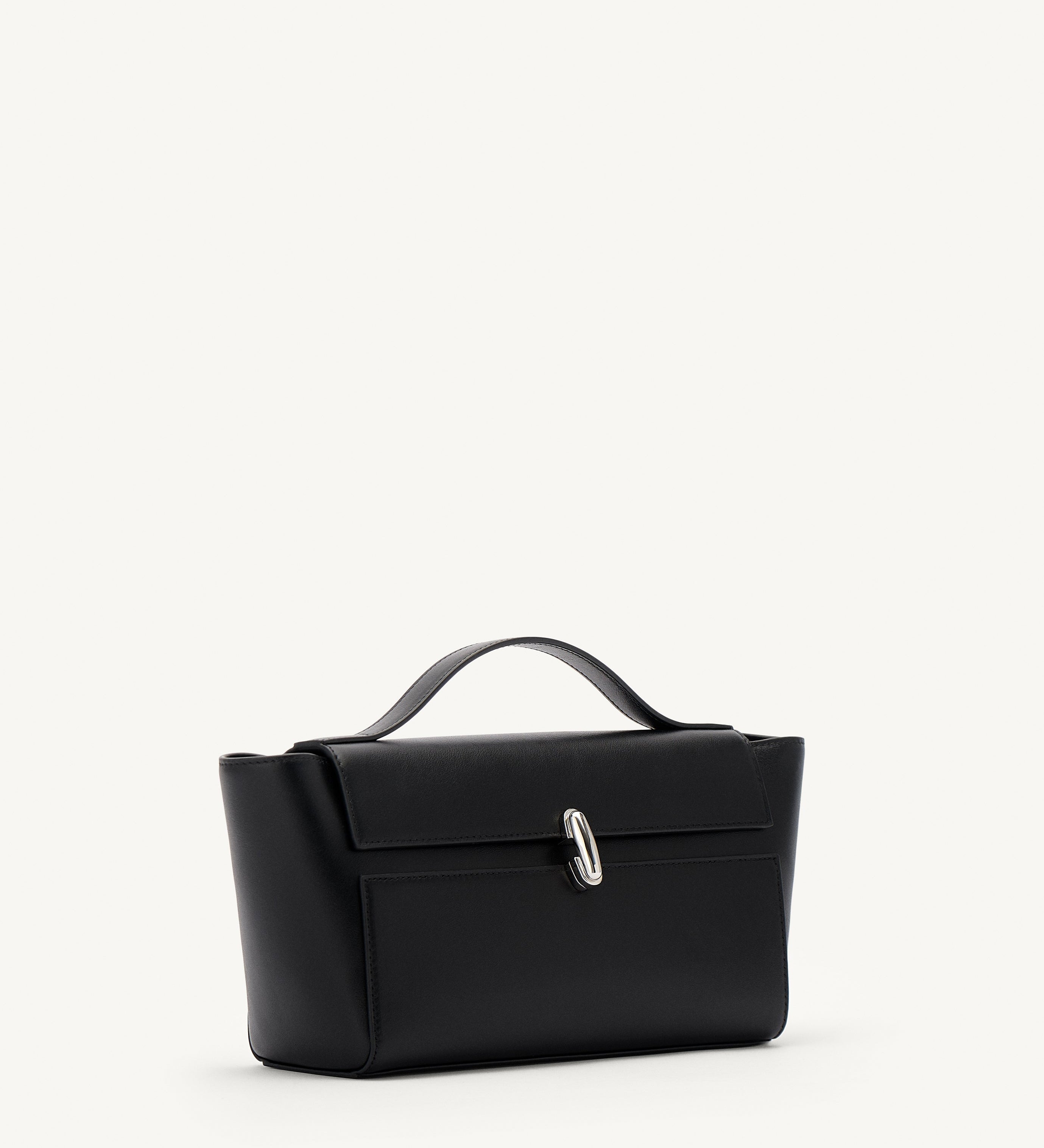 SAVETTE - Trapeze Pochette in Black Leather