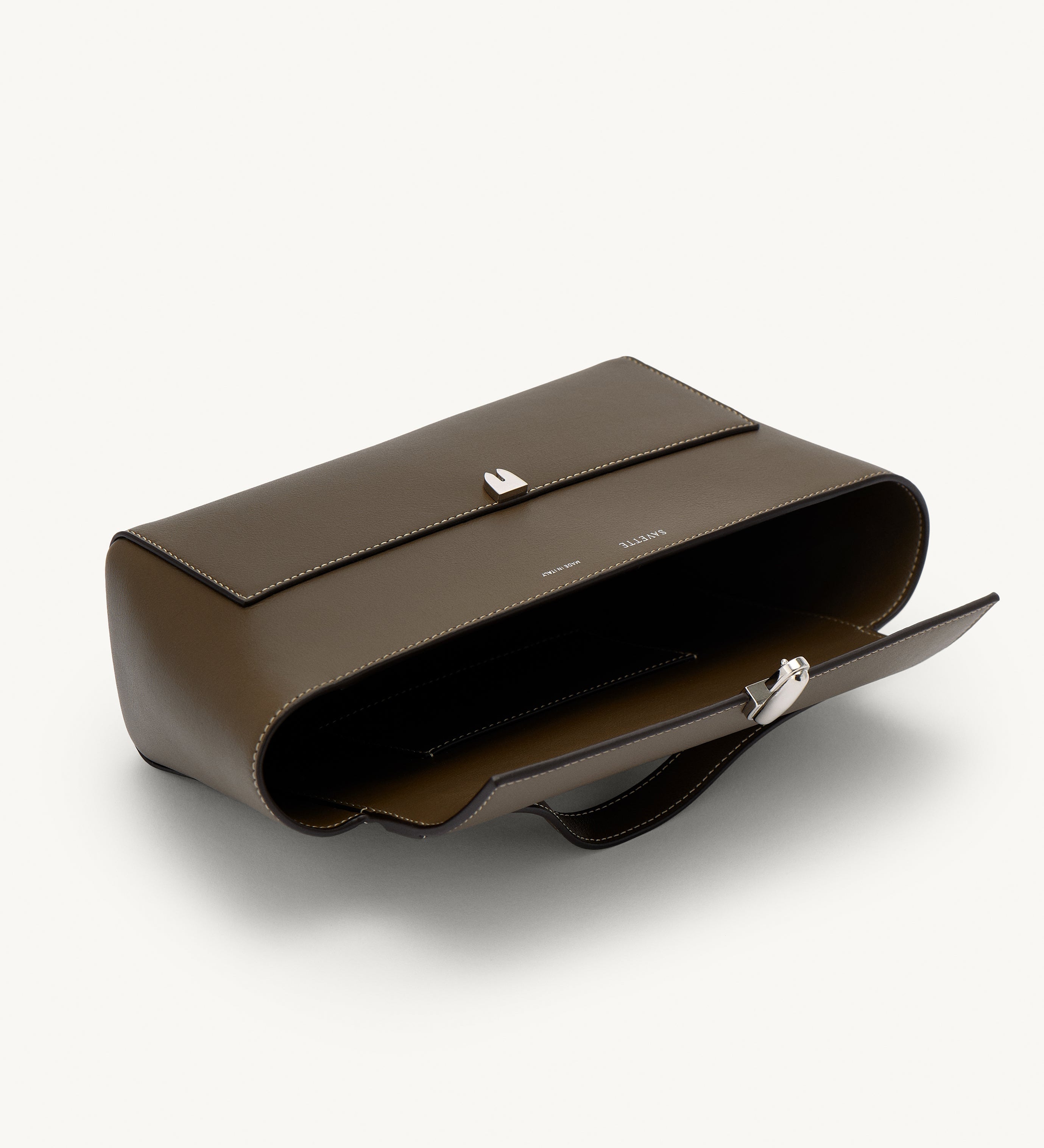 SAVETTE - Trapeze Pochette in Mink Leather