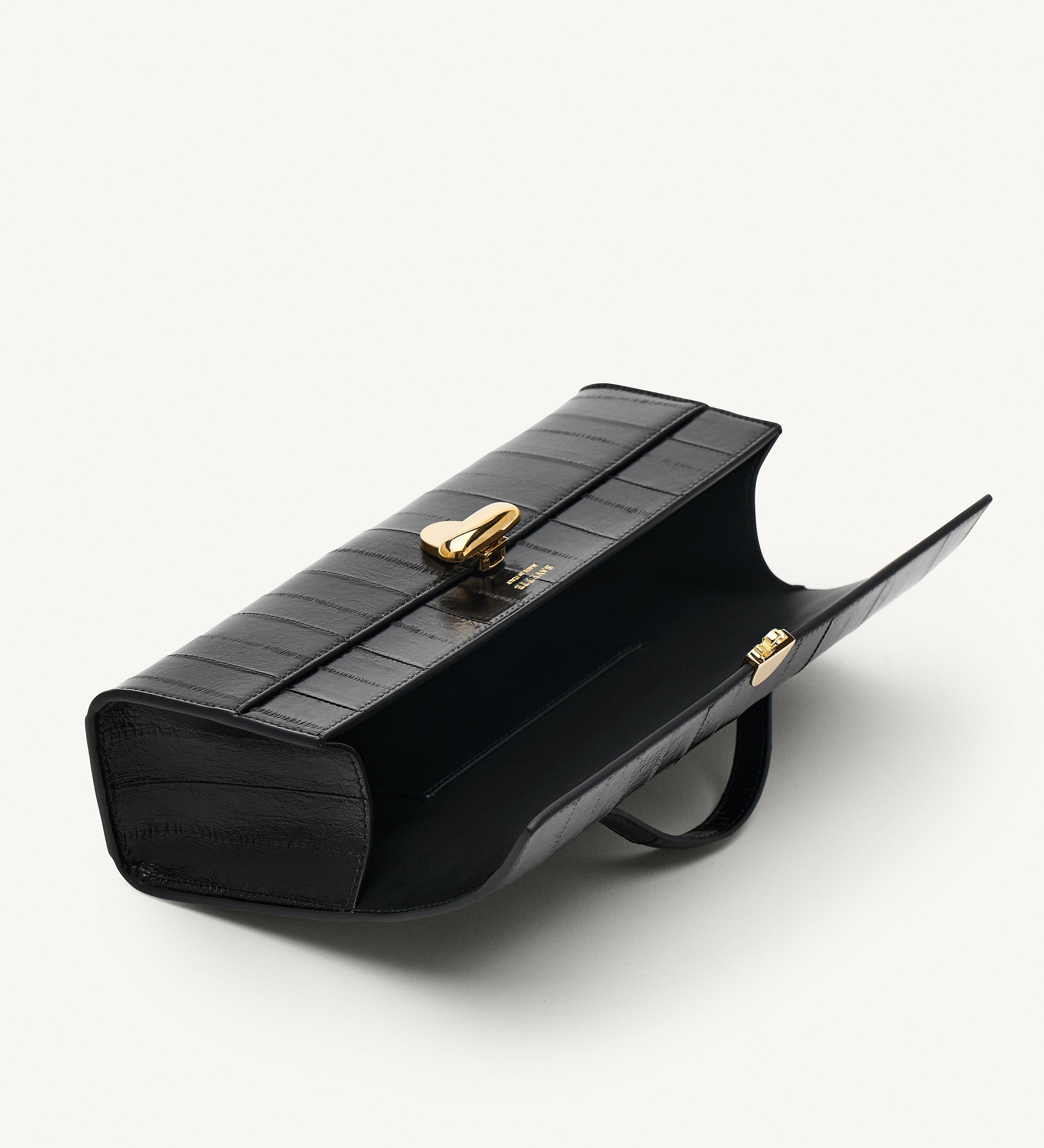 SAVETTE - Slim Symmetry Pochette in Black Eel