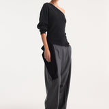 ROHE - Off shoulder single sleeve top | black
