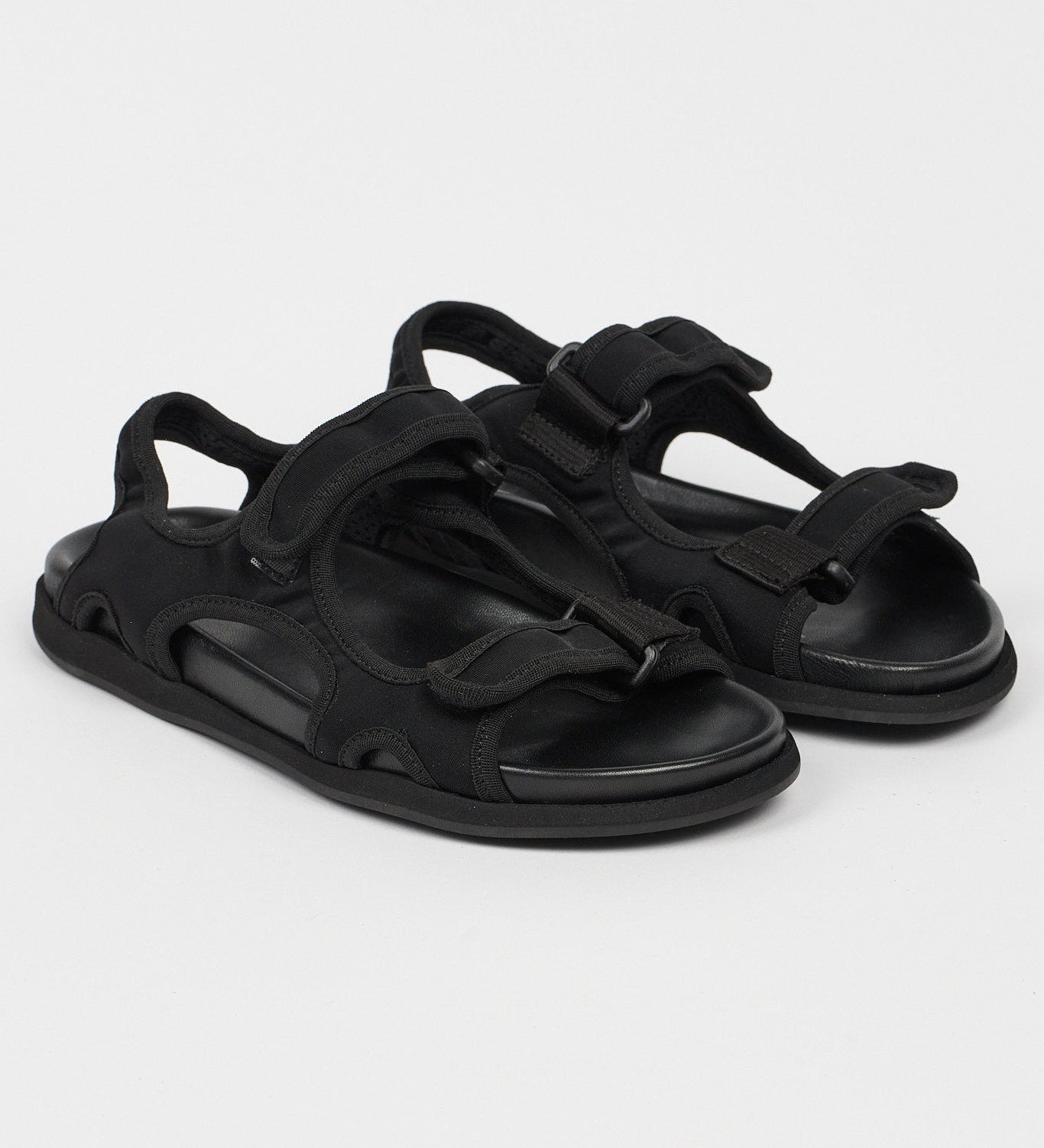 Jamie Haller - The Walking Sandal Sneaker in Black