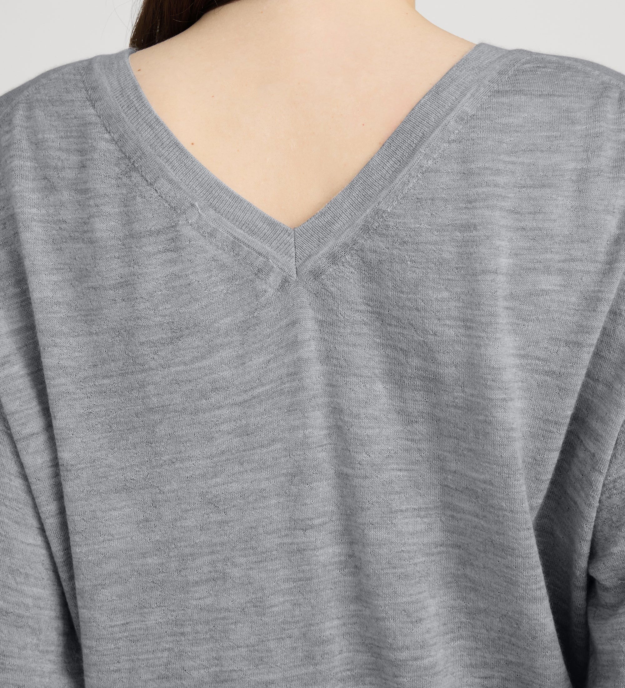 FRAME - The Cashmere V Neck Sweater