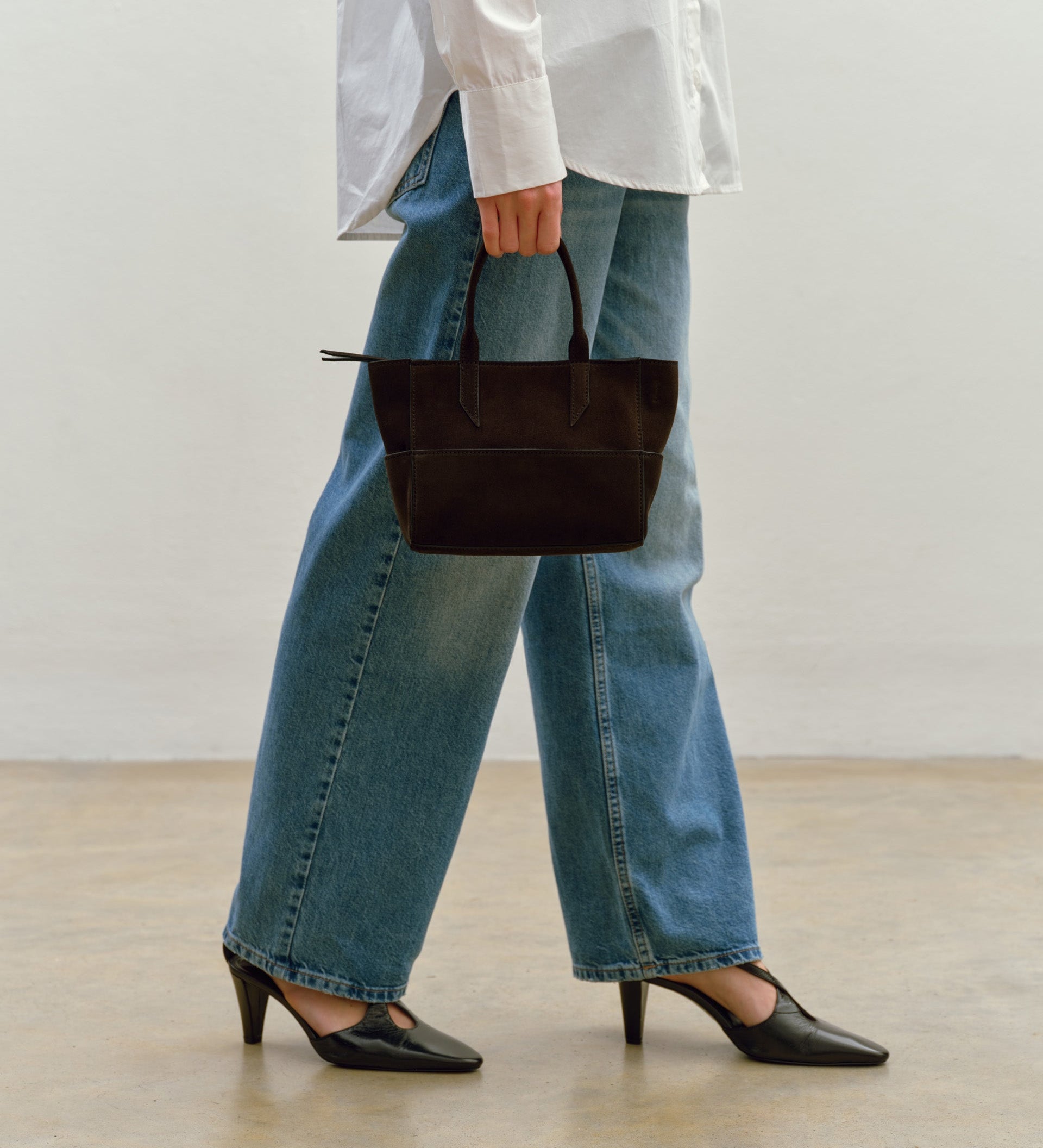 Metier - Incognito 20 Suede Chocolate