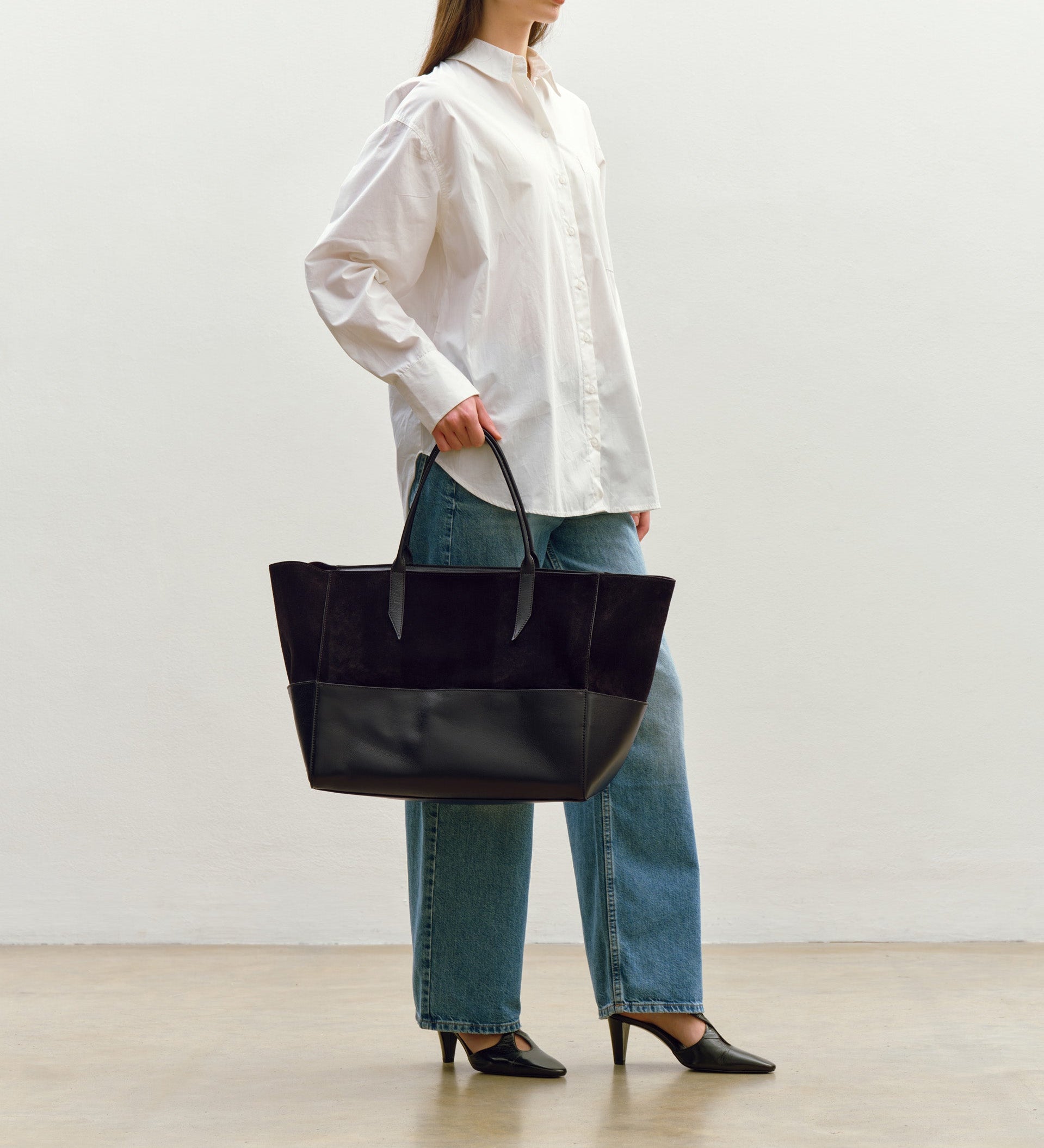 Metier - Incognito 42 Elvis with Suede Black