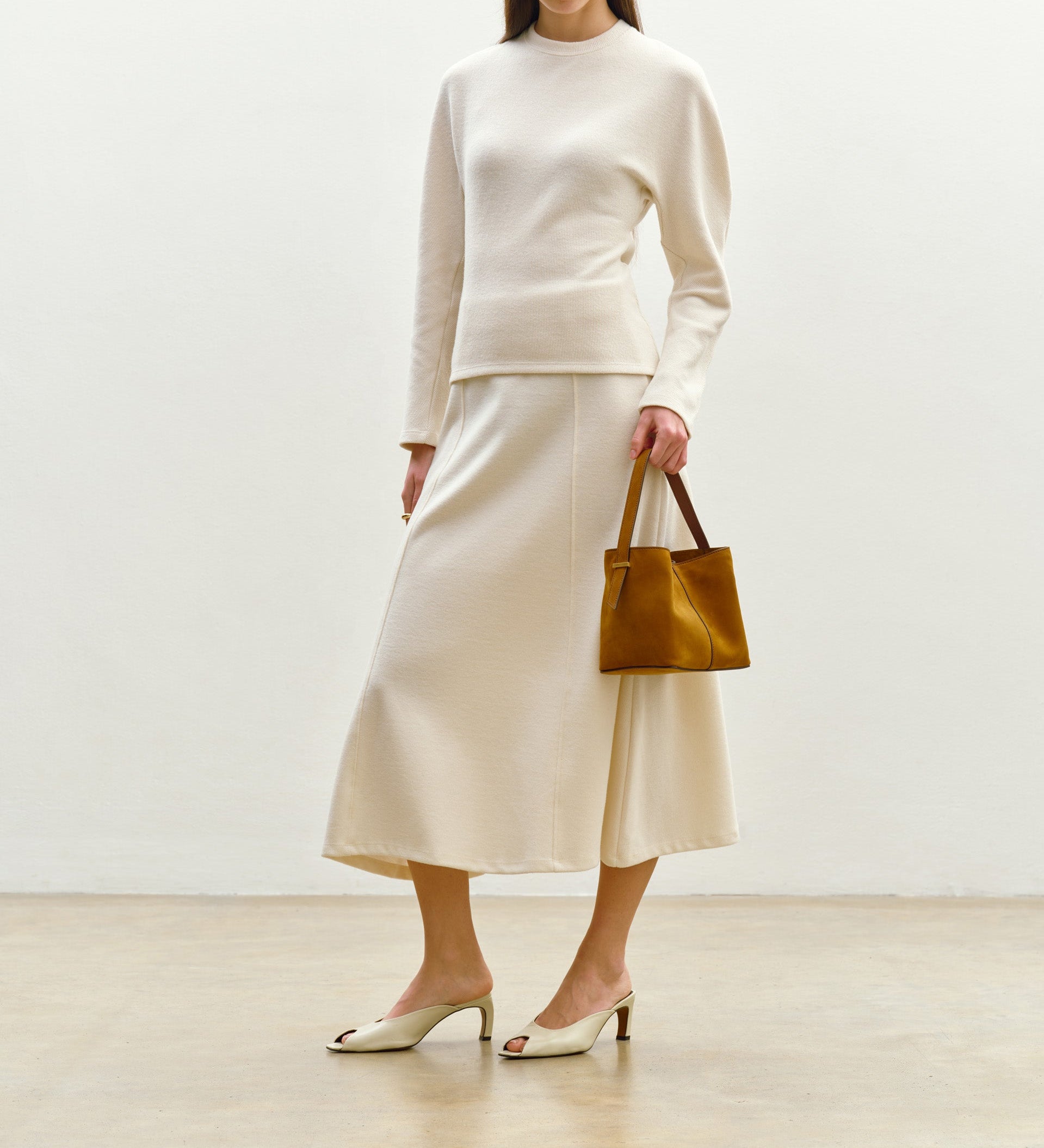 Metier - Tilt 16 Suede Marrakech
