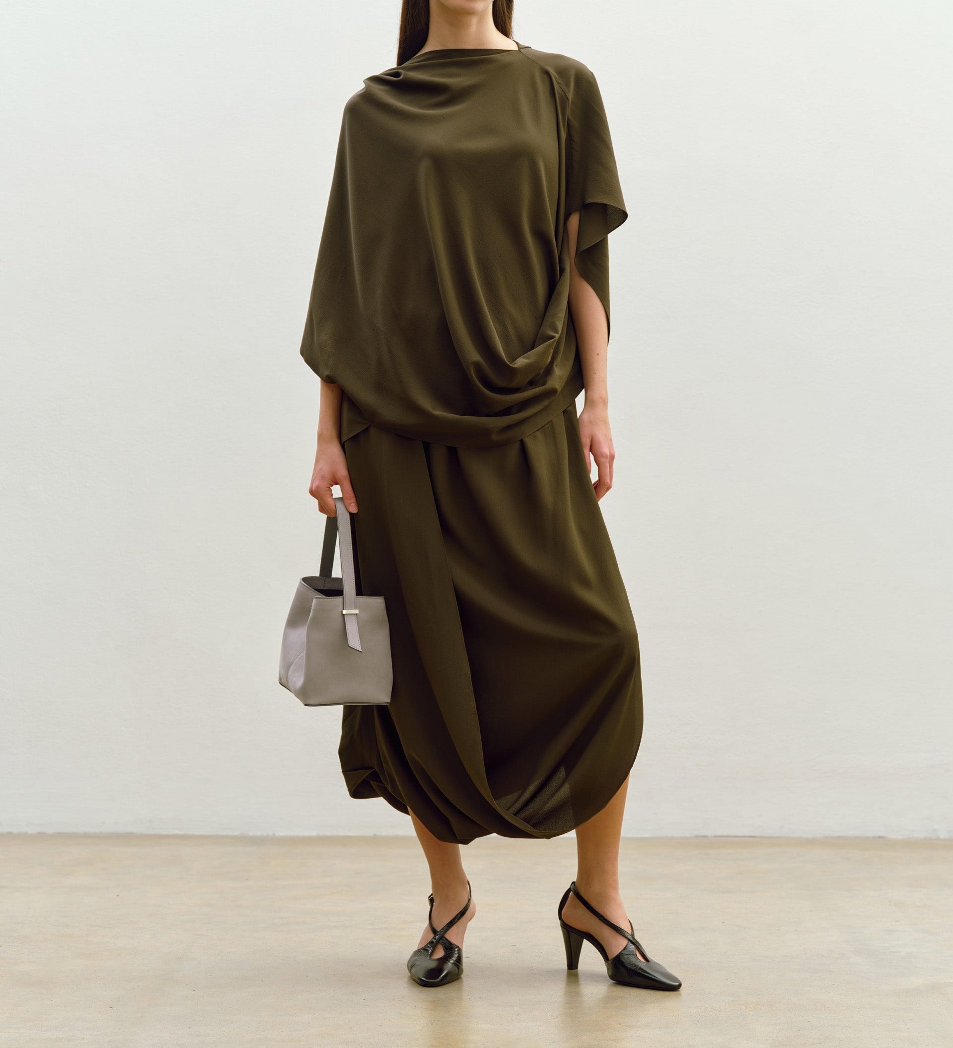 Metier - Tilt 16 Suede Milos