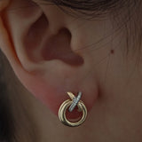 Kinn - Two Toned X Earrings Diamond
