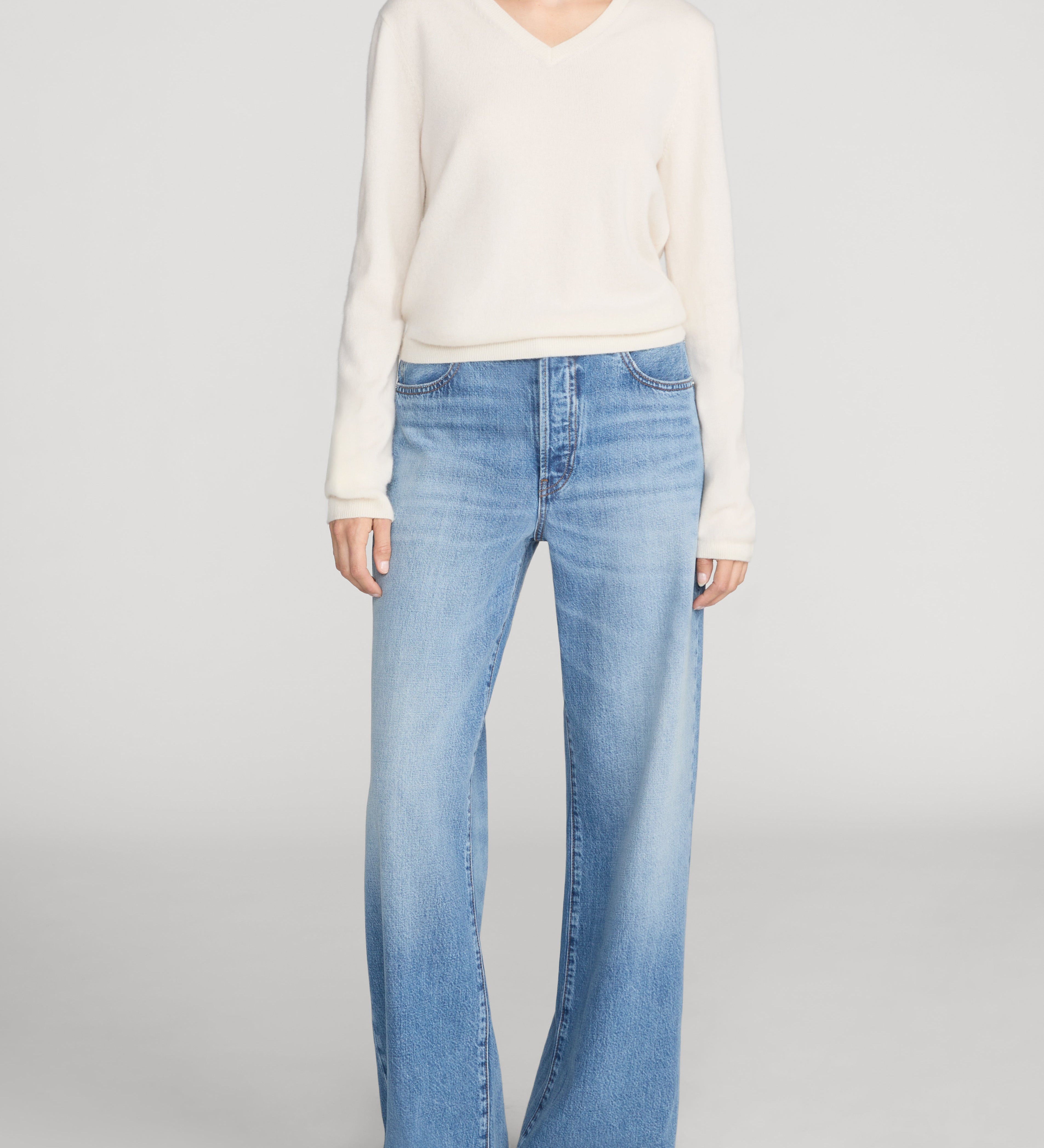 FRAME - The Pixie Off Duty Loose