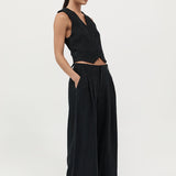 St. Agni - Tailored Linen Pants - Black