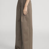 FRAME - The Timeless Chino -- Soft Taupe