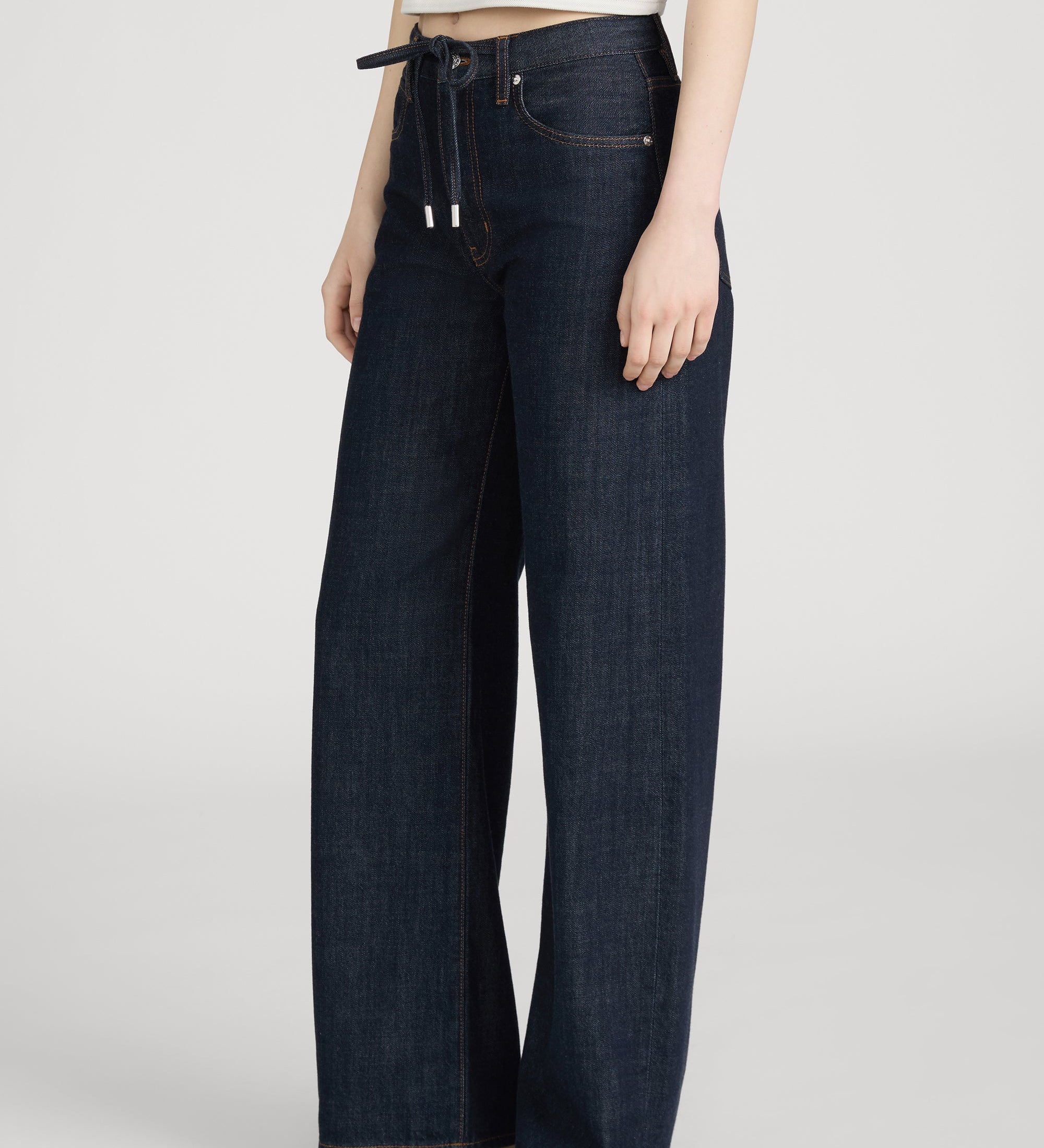 FRAME - The Off Duty Drawstring Bow