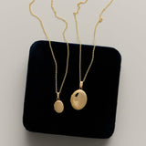 Kinn - Bébé Maison Oval Locket Necklace
