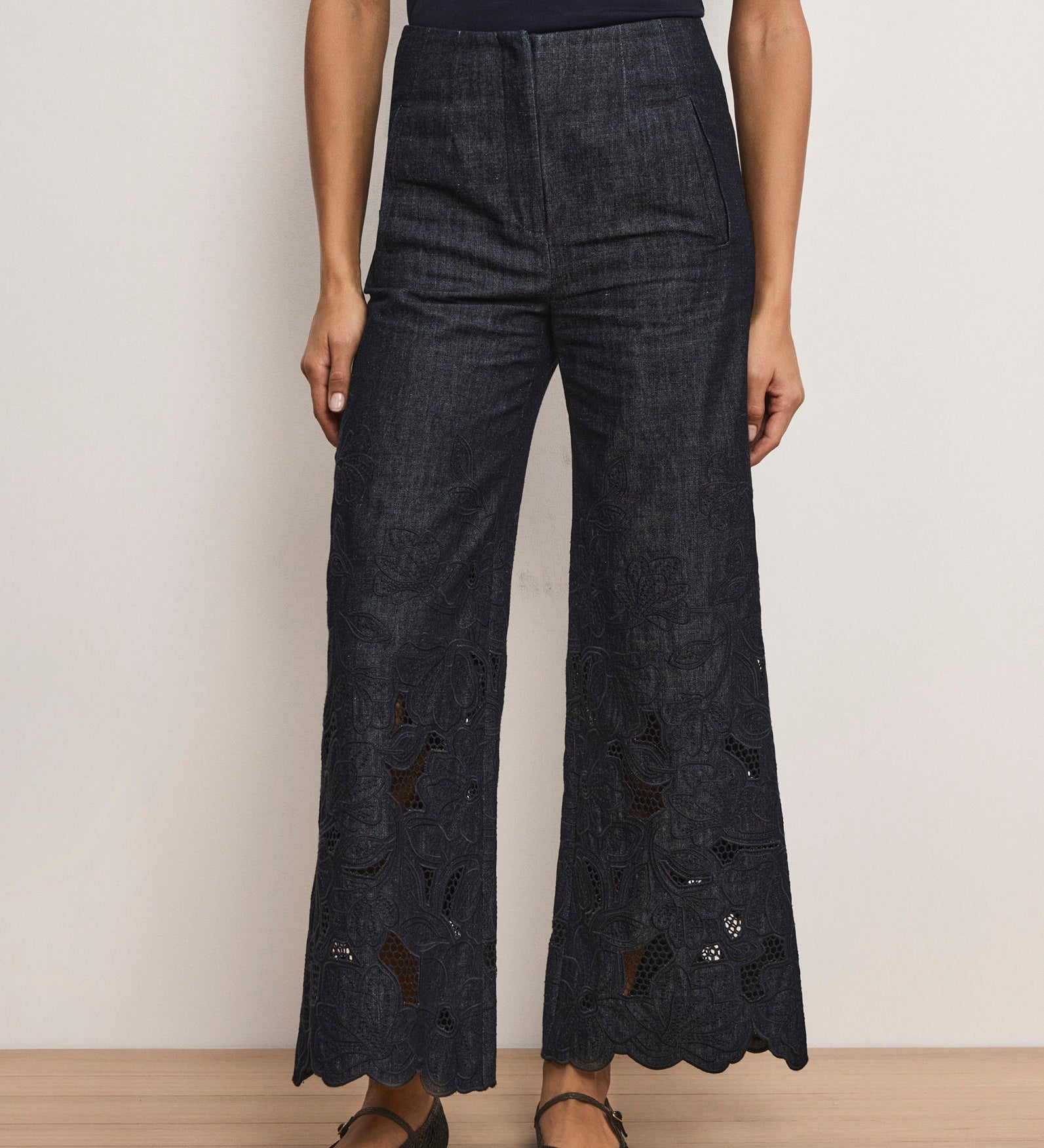 Veronica Beard - Osborne Wide - Leg Eyelet Pant