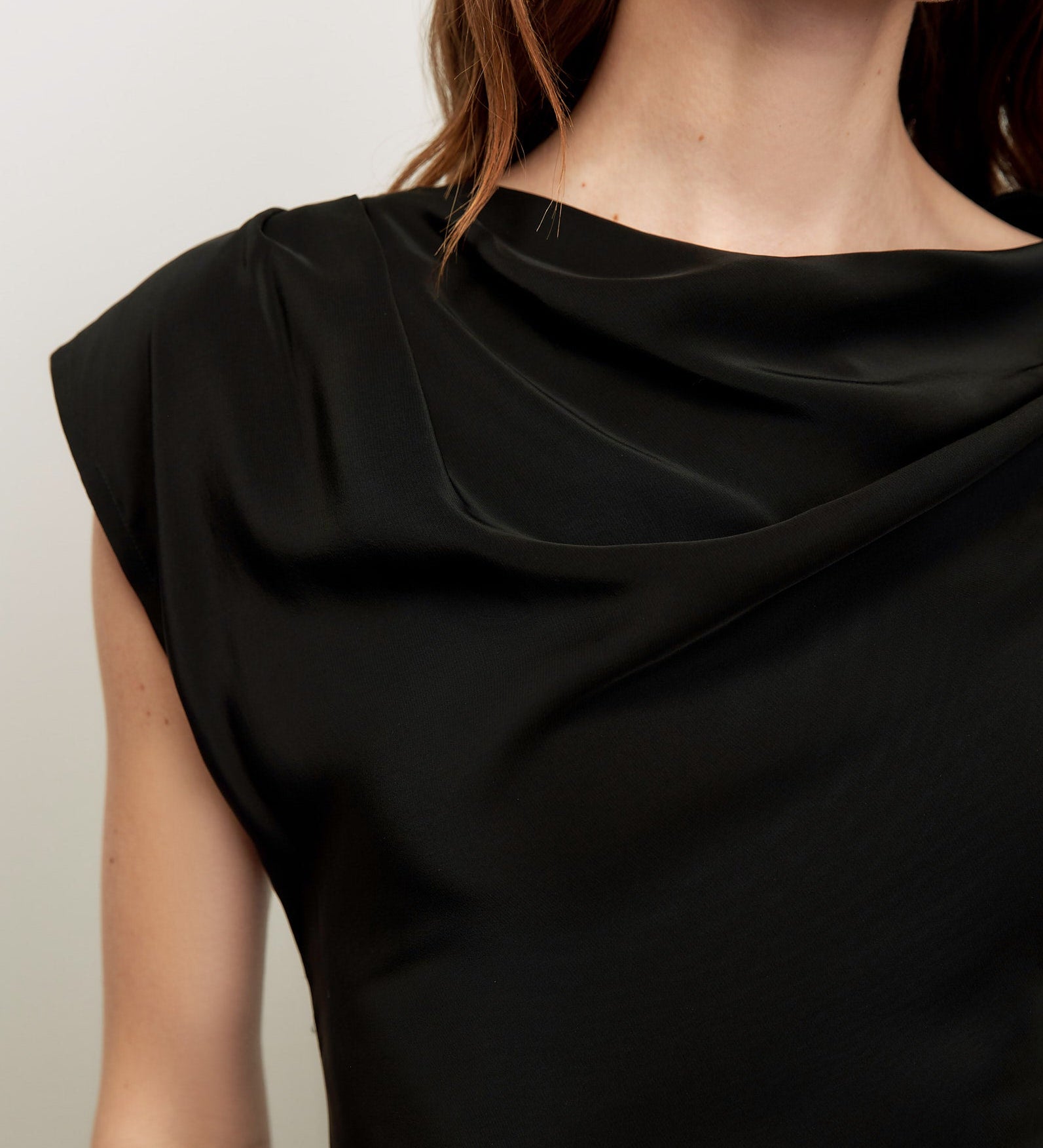 Veronica Beard - Yvonne Asymmetric Top