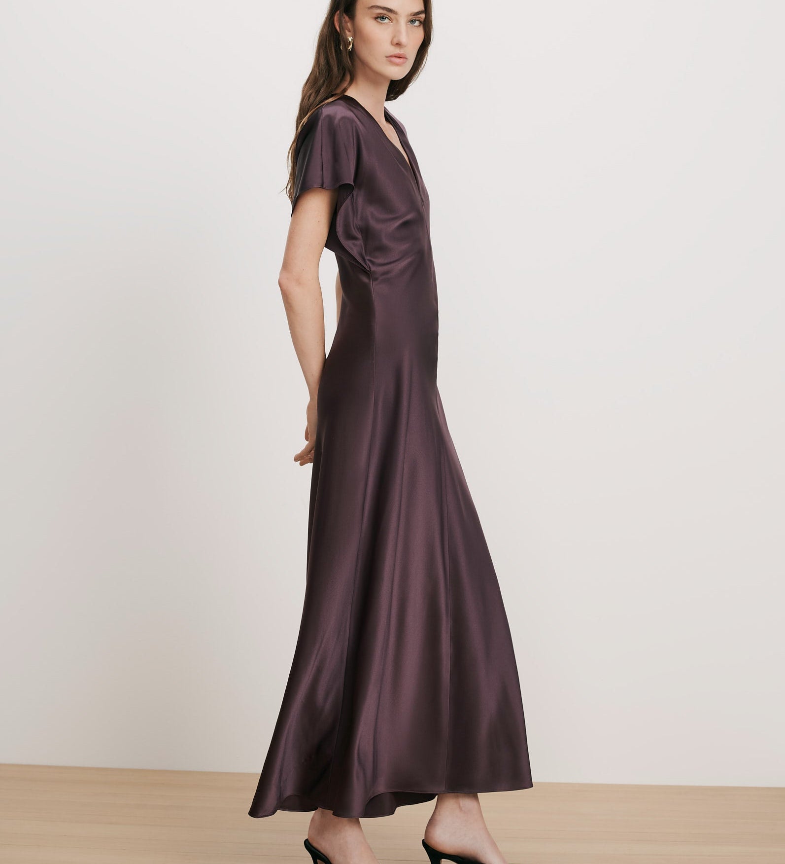 Veronica Beard - Redgrave V - Neck Midi Dress
