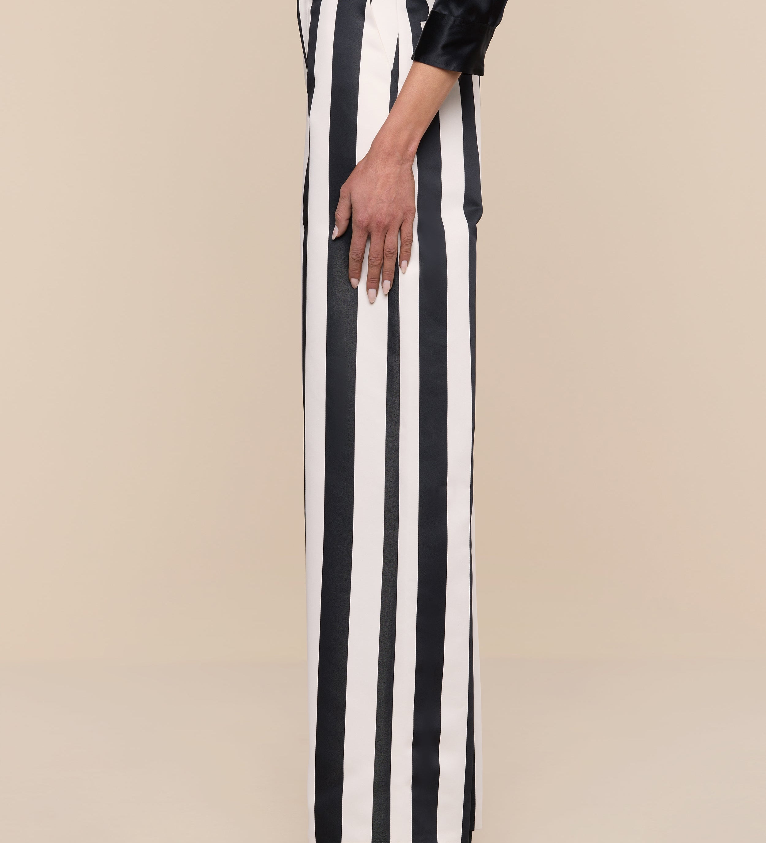 L'AGENCE - Livvy Satin Straight - Leg Trouser