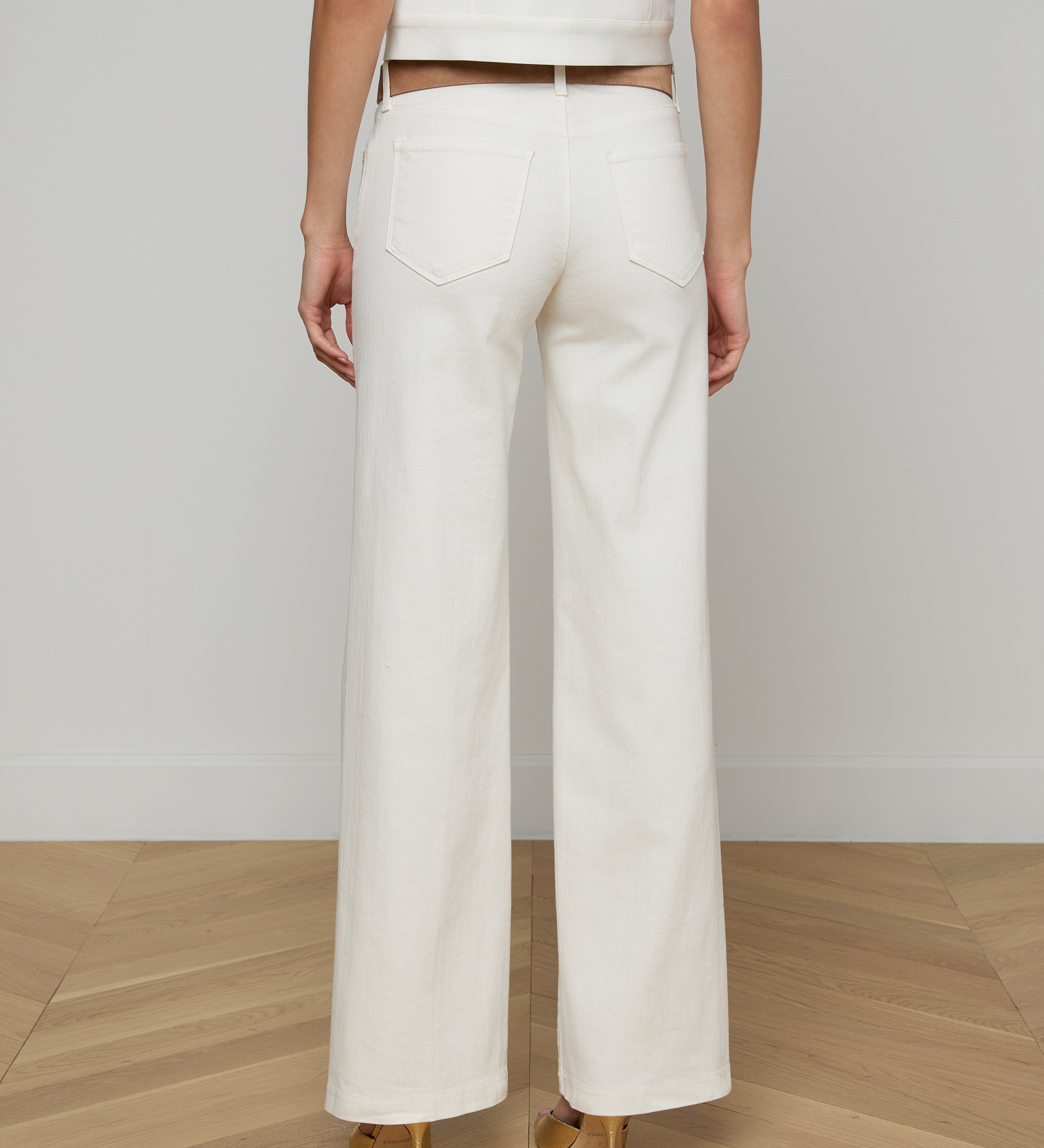 L'AGENCE - Joanne Low - Rise Wide - Leg Jean