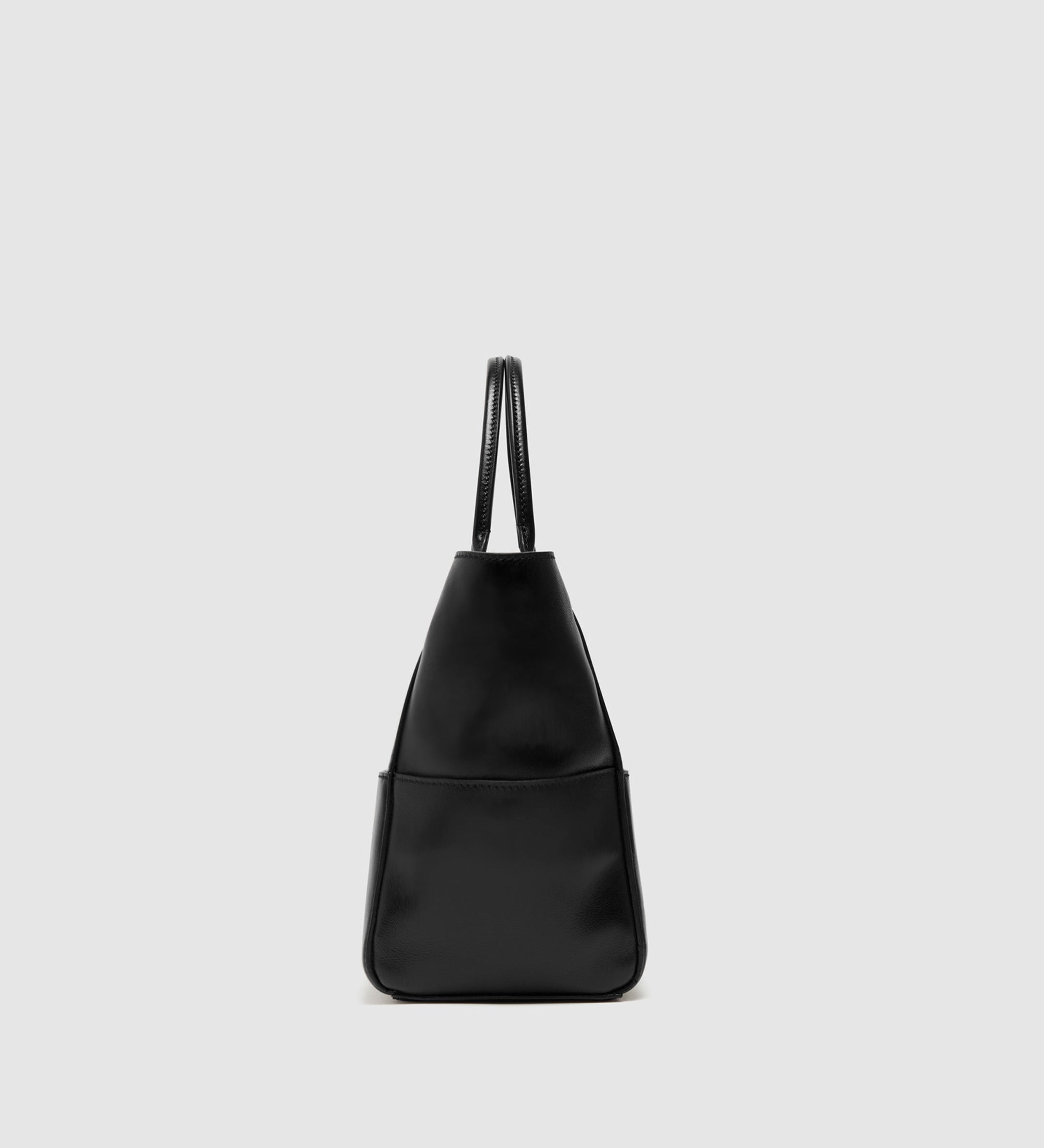 Metier - Incognito 30 Smooth Calfskin Black