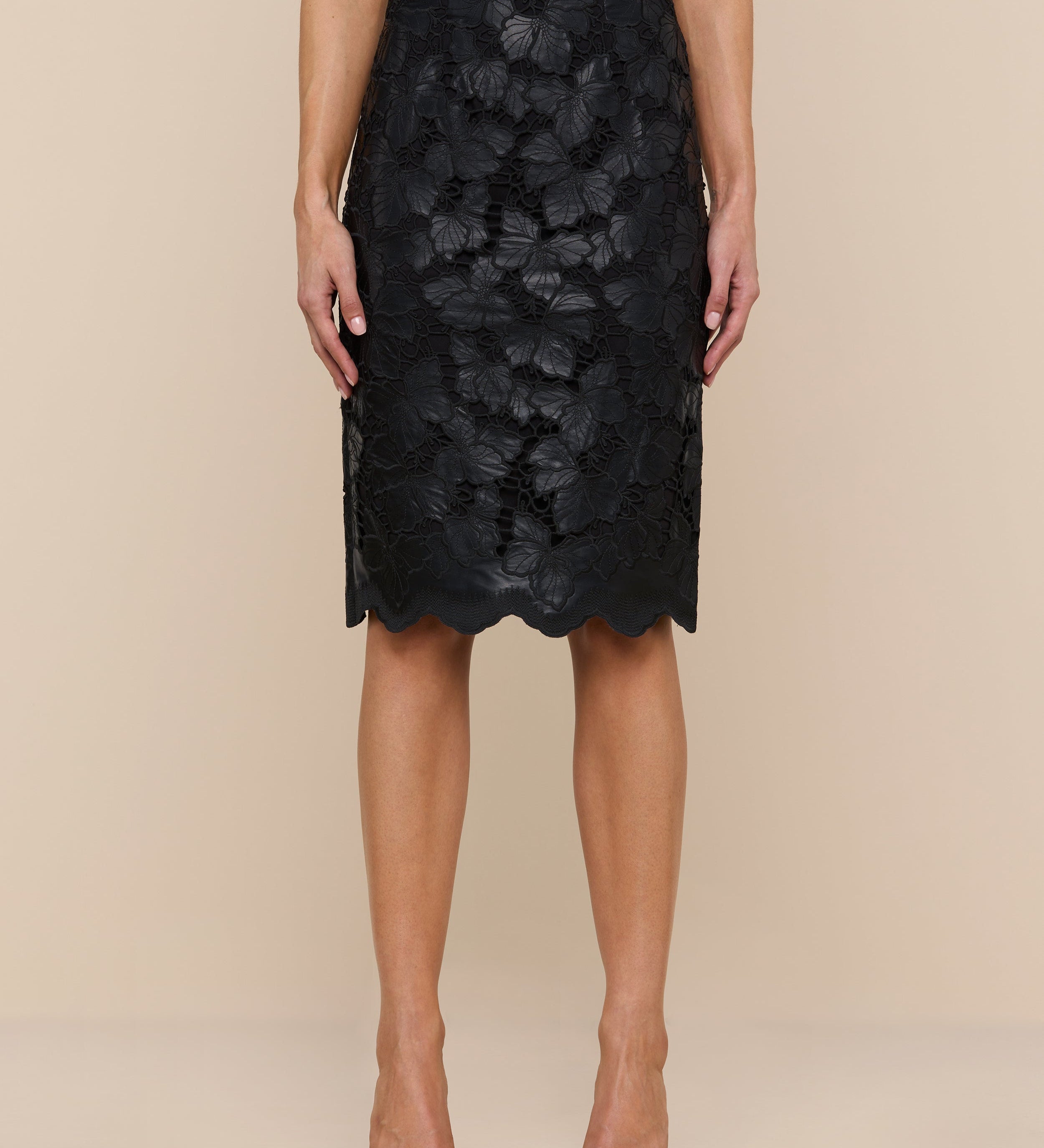 L'AGENCE - Royal Pencil Skirt