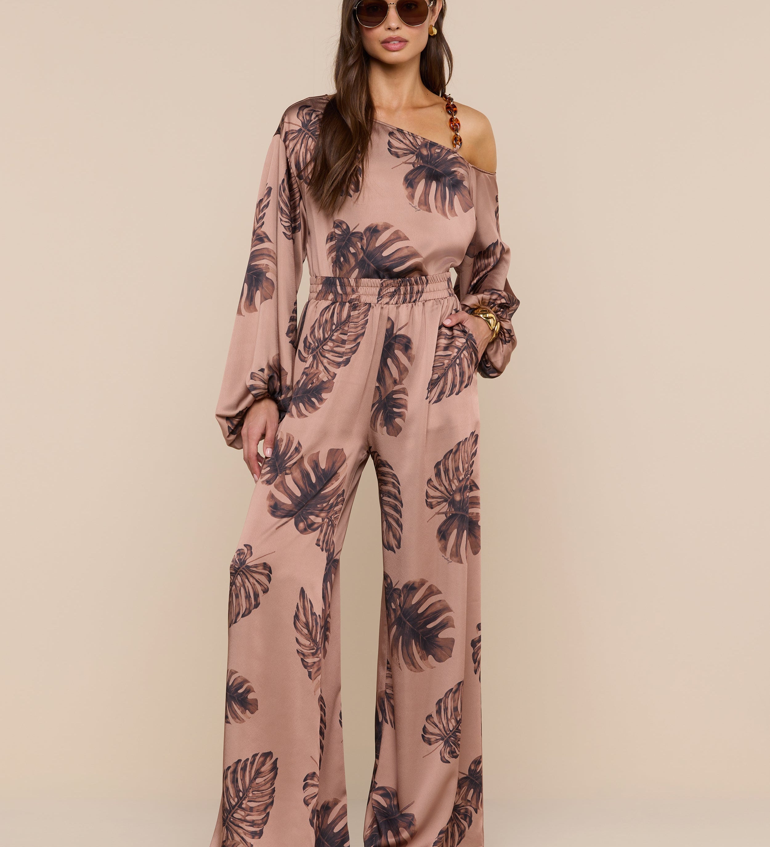 L'AGENCE - Asami Chain One - Shoulder Blouse