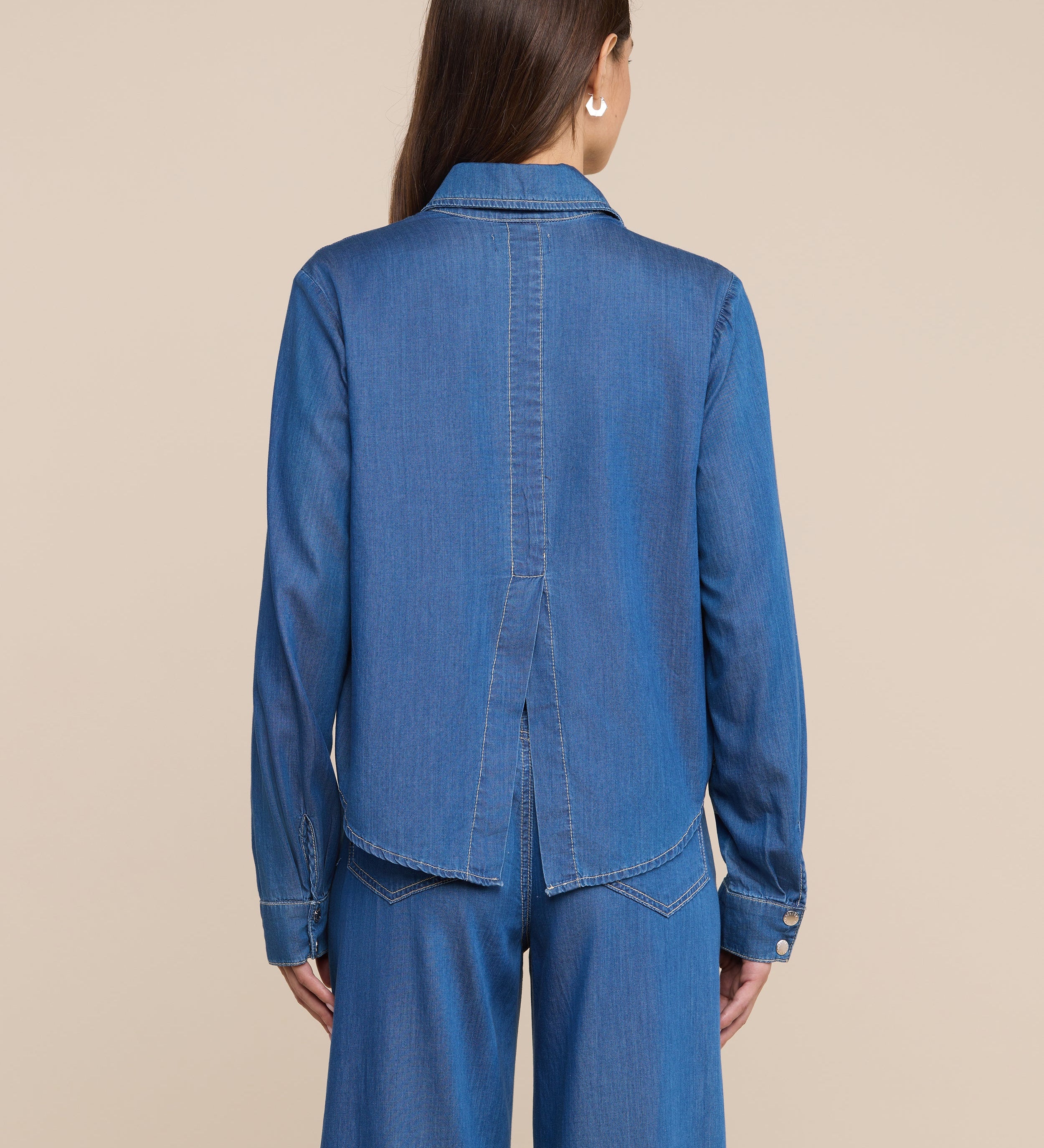 L'AGENCE - Annette Chambray Shirt