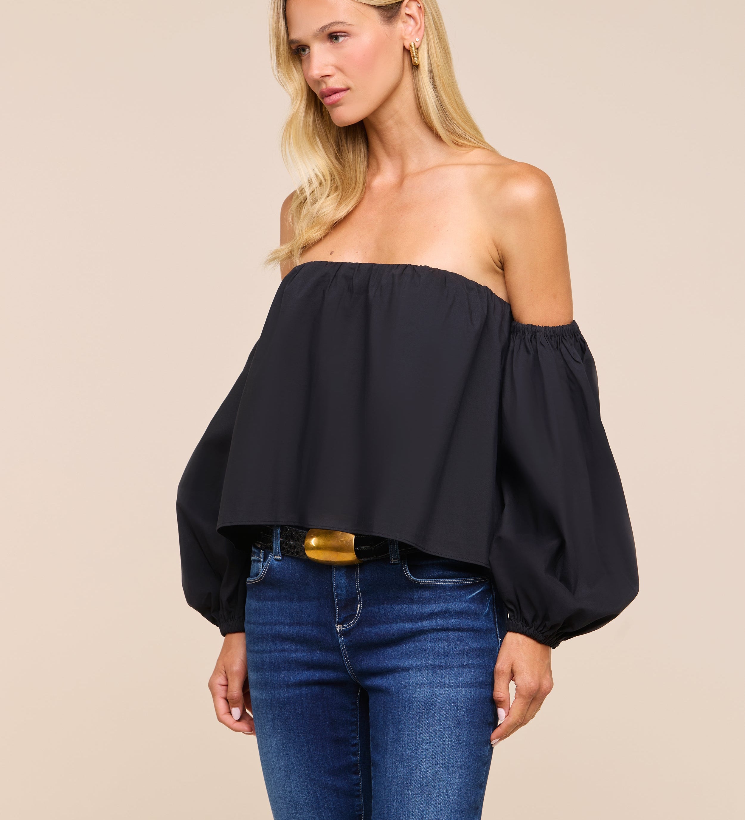 L'AGENCE - Sarai Off - The - Shoulder Top