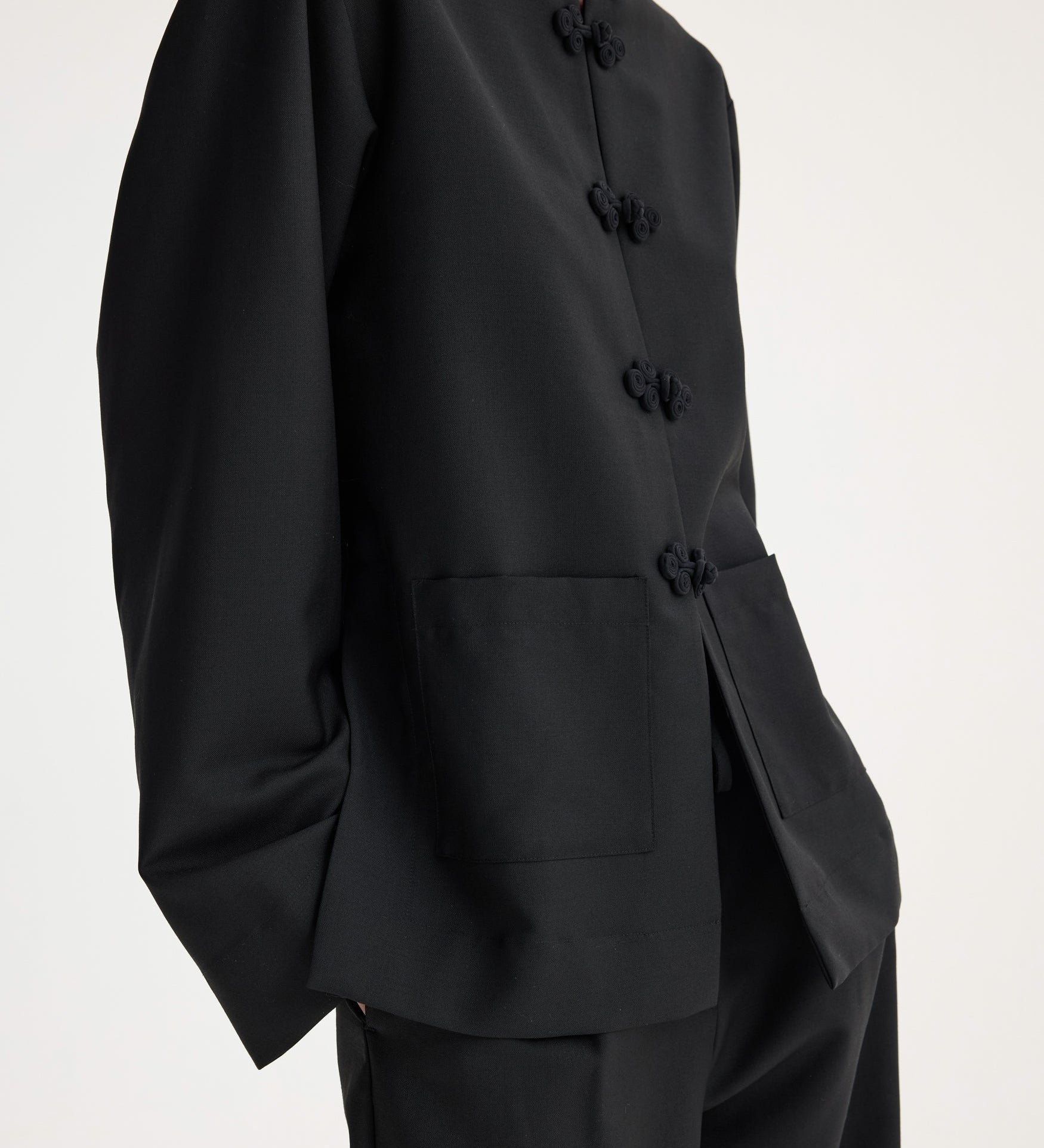 ROHE - Pankou closure jacket | black