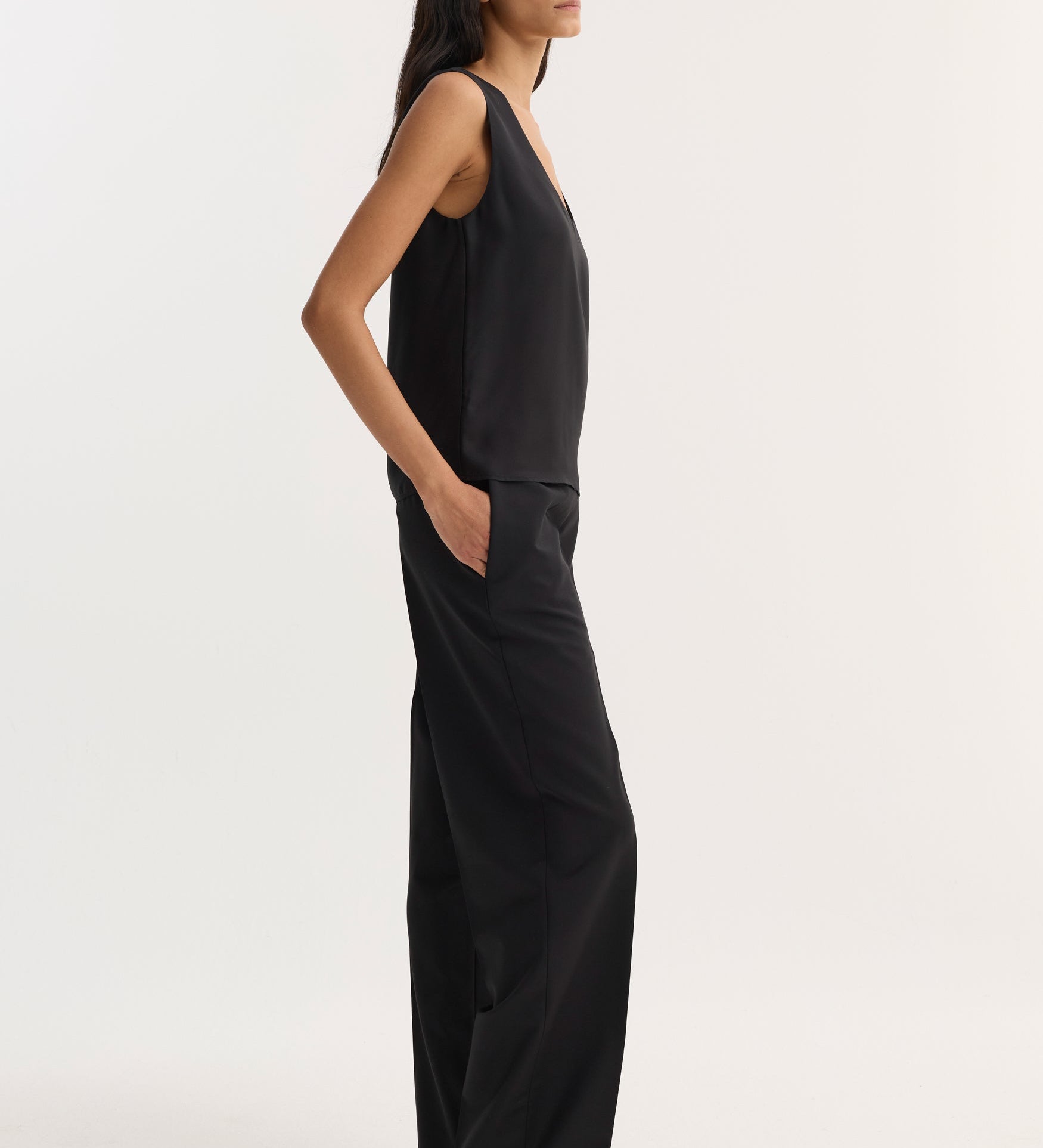 ROHE - Scoop - neck silk top | black