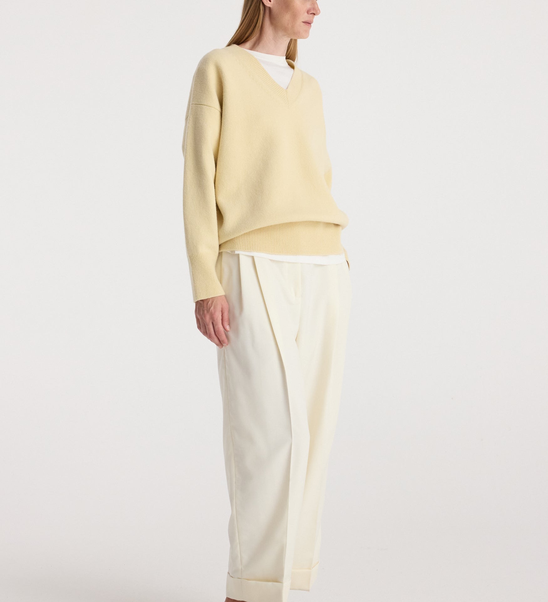 ROHE - High - waist turn up trousers | off white