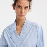 ROHE - Overlap striped shirt | fine blue stripe