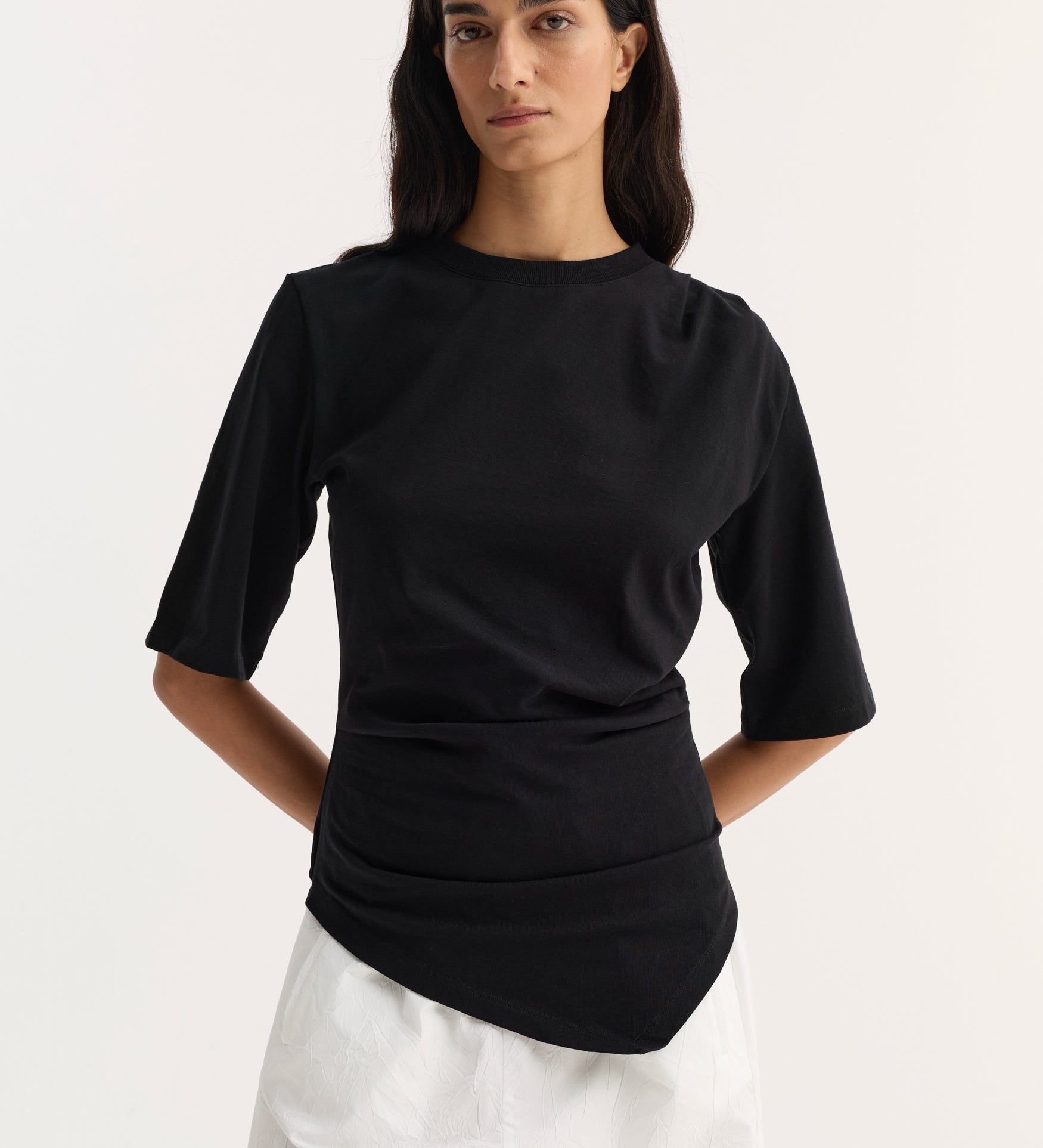 ROHE - Reinvented twisted t - shirt | black