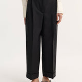ROHE - High-waist turn-up trousers | black