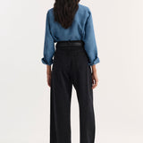 ROHE - Cropped barrel leg denim | black