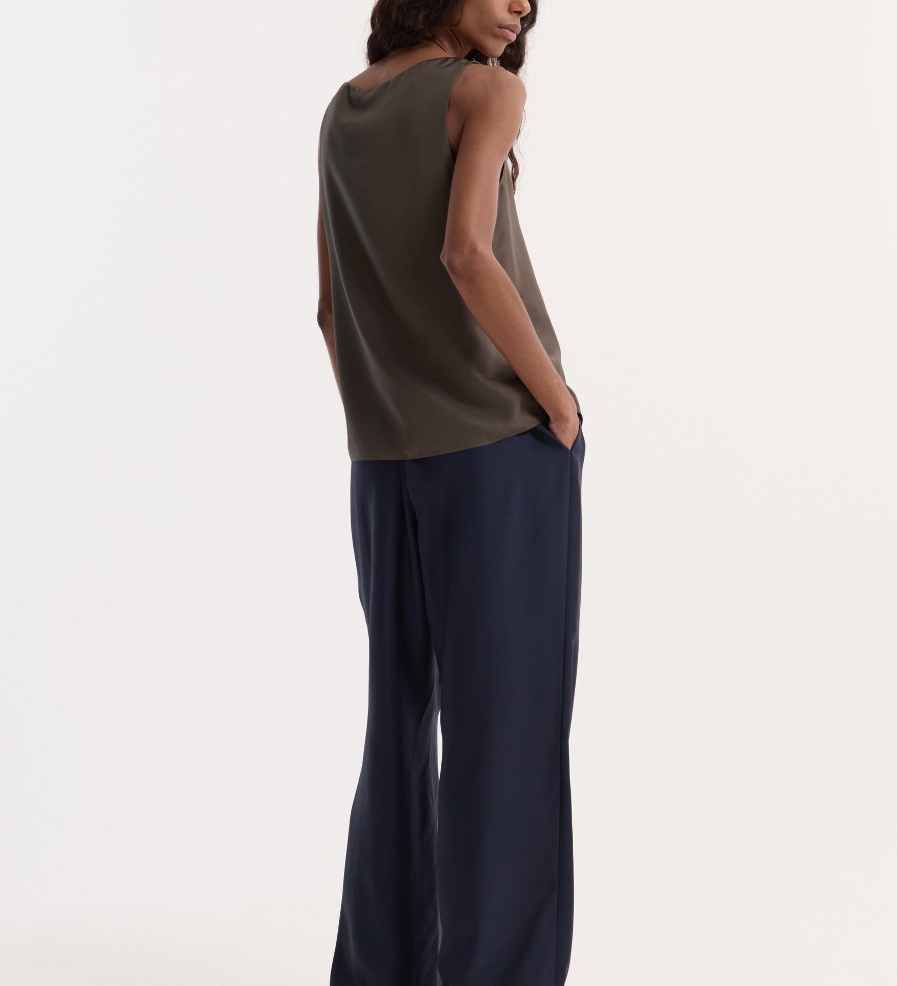 ROHE - Silk scoop - neck top | earth
