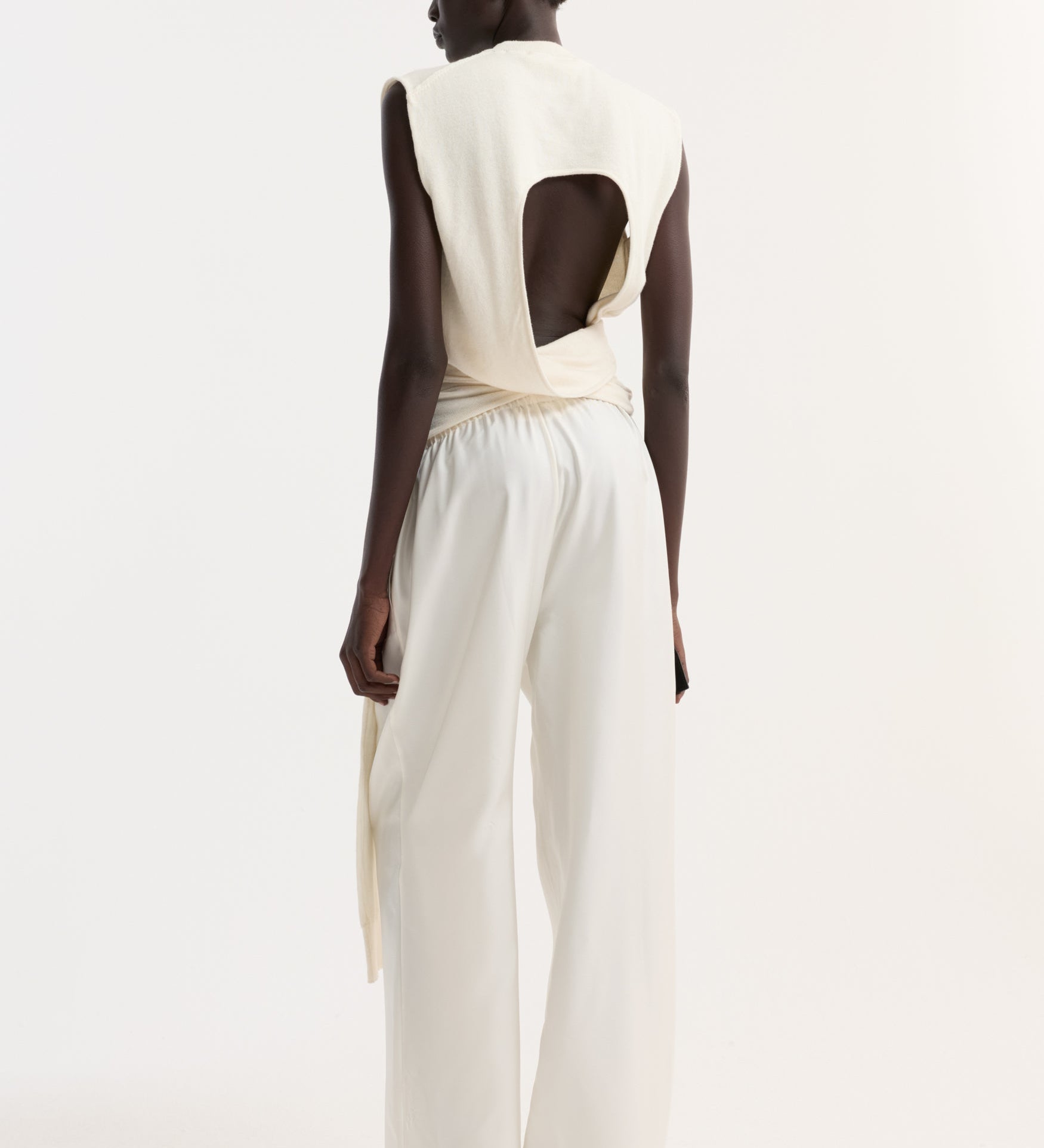 ROHE - Open back knitted wrap top | off white