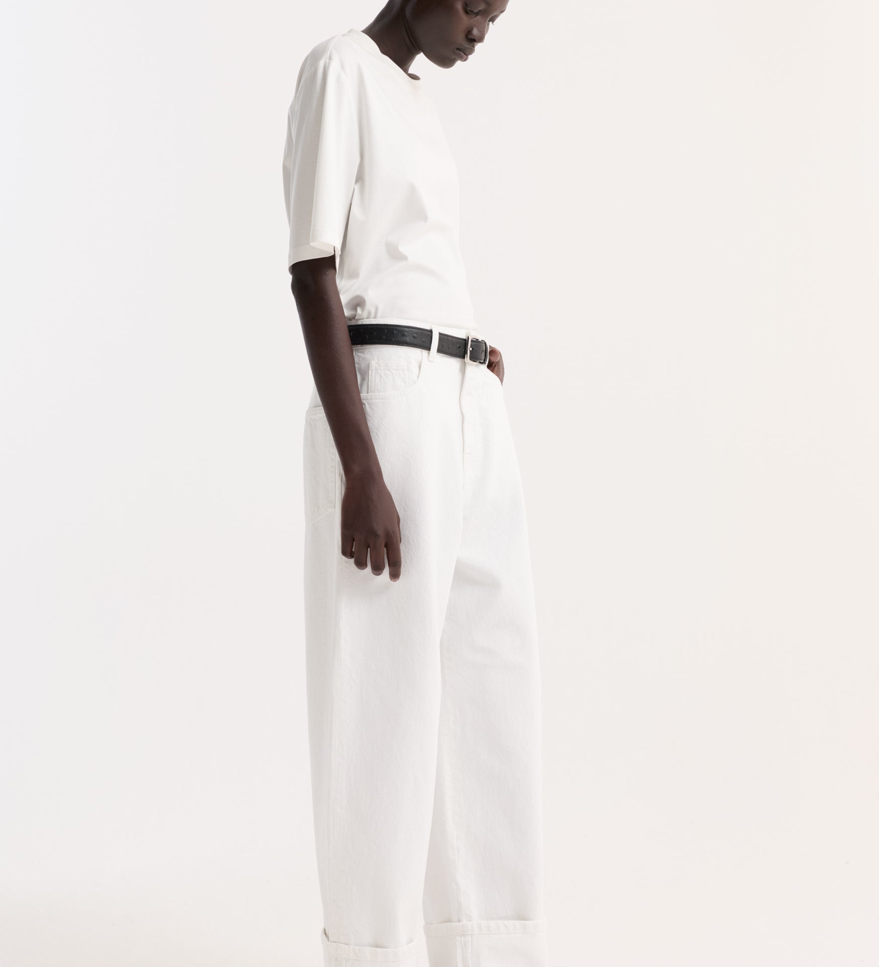 ROHE - Baggy fit turn - up denim | optic white