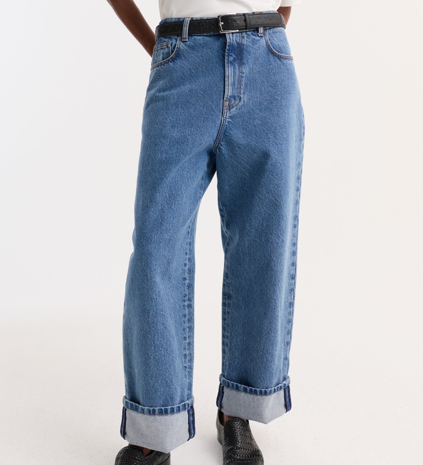 ROHE - Turn - up baggy denim | heritage blue