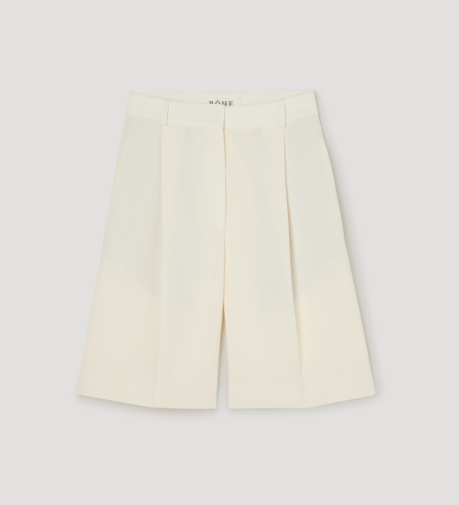 ROHE - Tailored single pleat shorts | off white