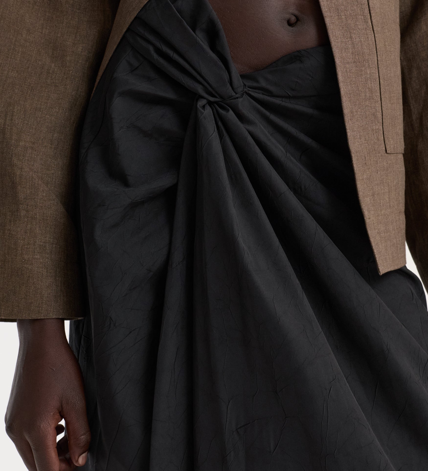 ROHE - Sarong textured skirt | black