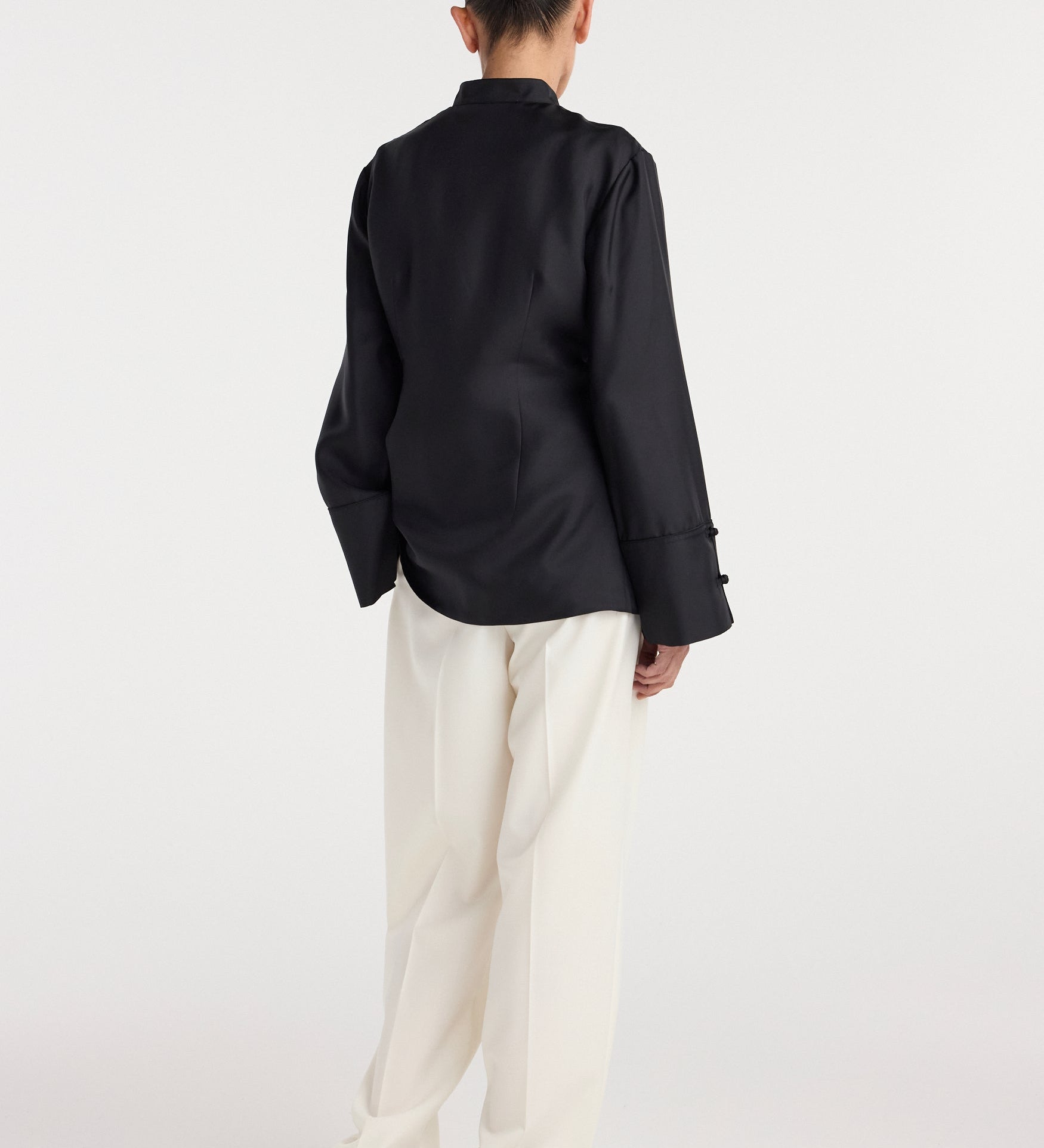 ROHE - Pankou closure silk top | black