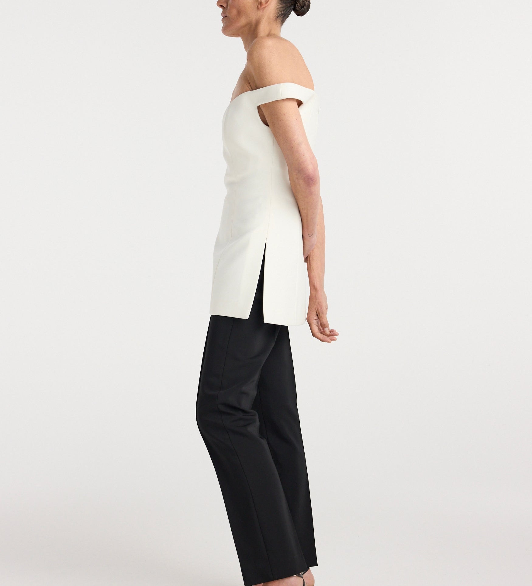 ROHE - Off shoulder top | cream