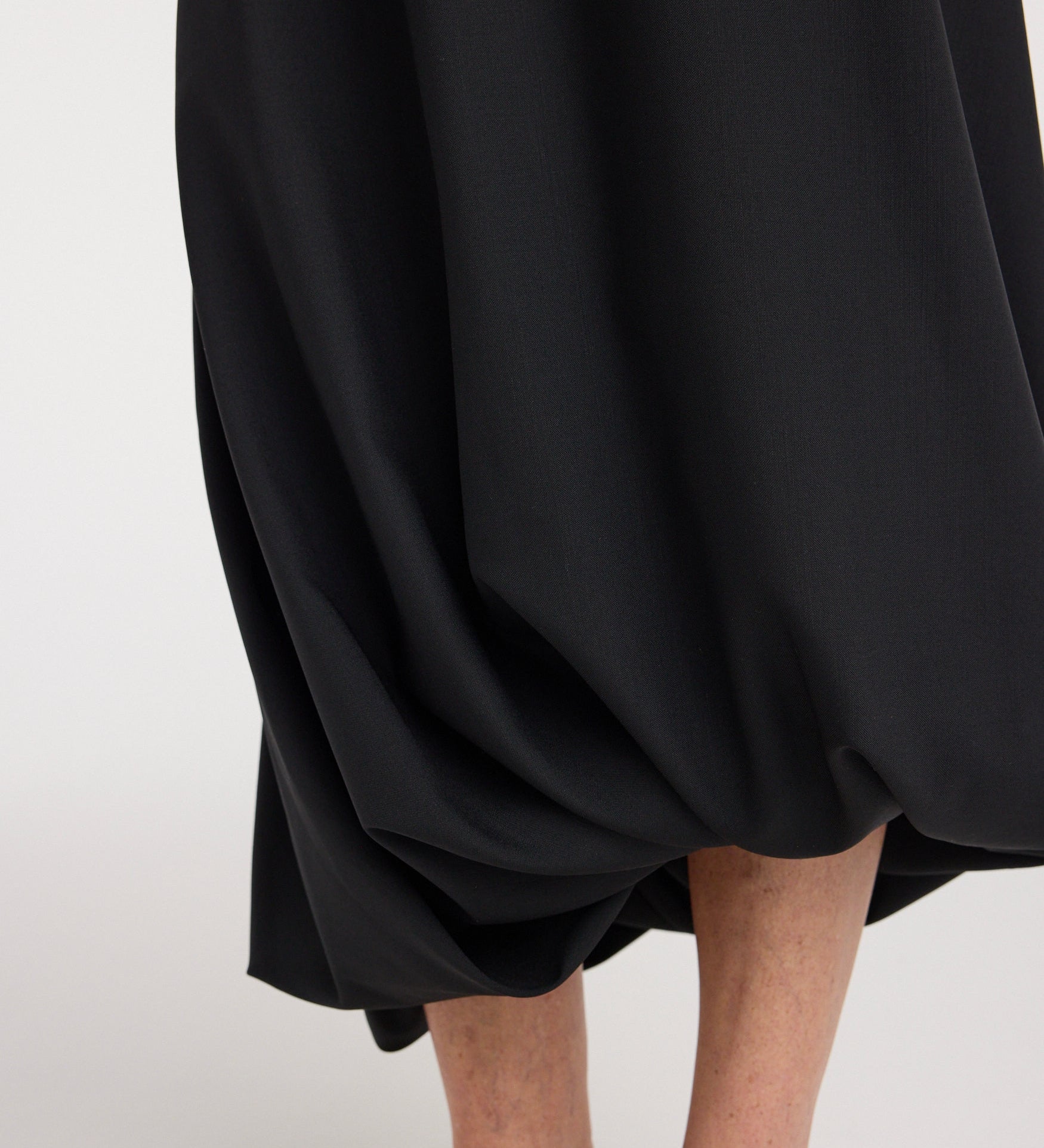ROHE - Twisted skirt | black