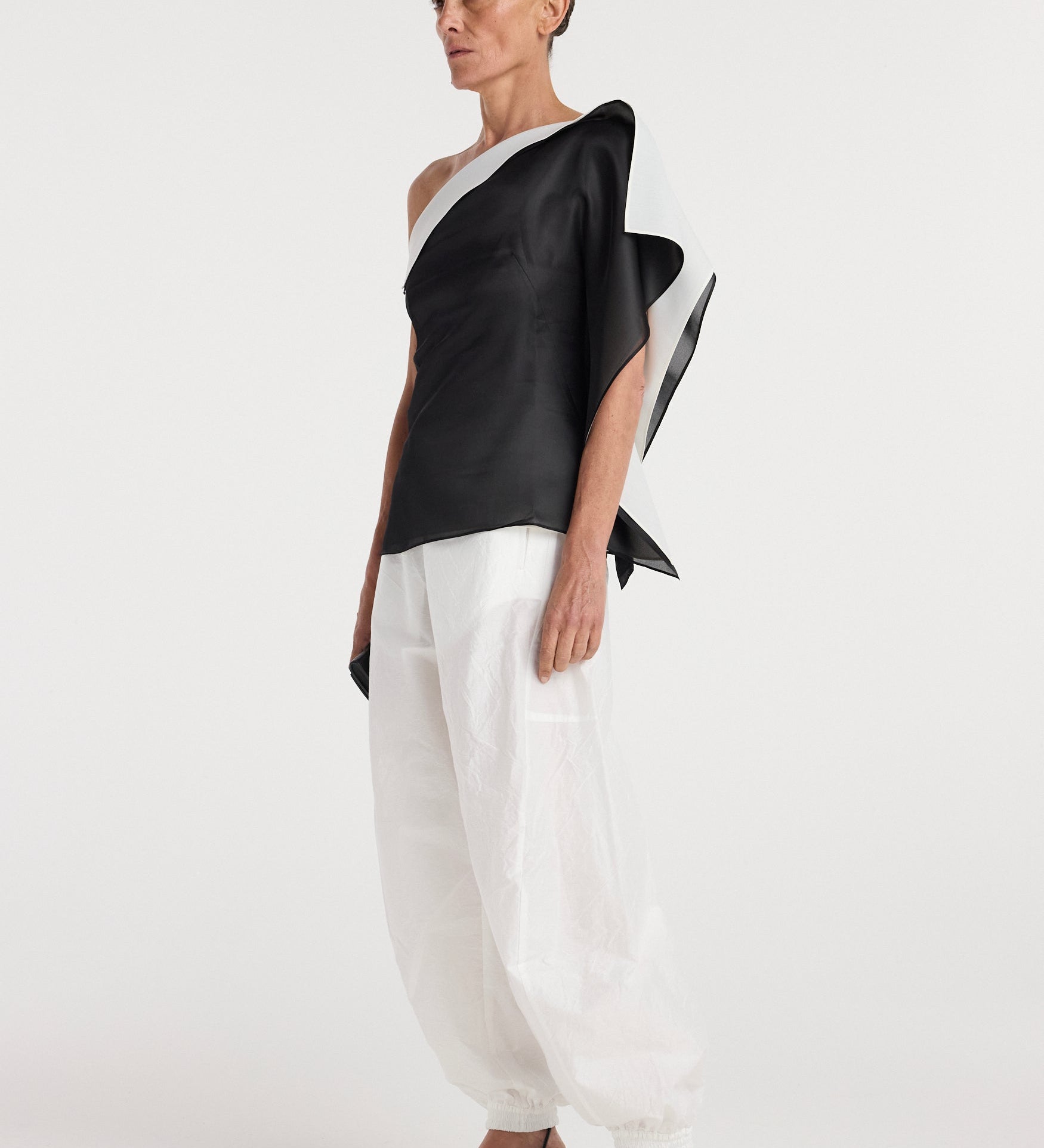 ROHE - Sculptural double layered top | black