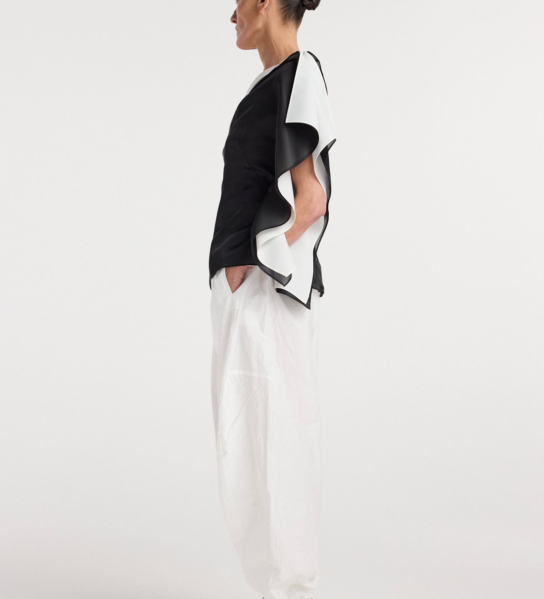 ROHE - Sculptural double layered top | black
