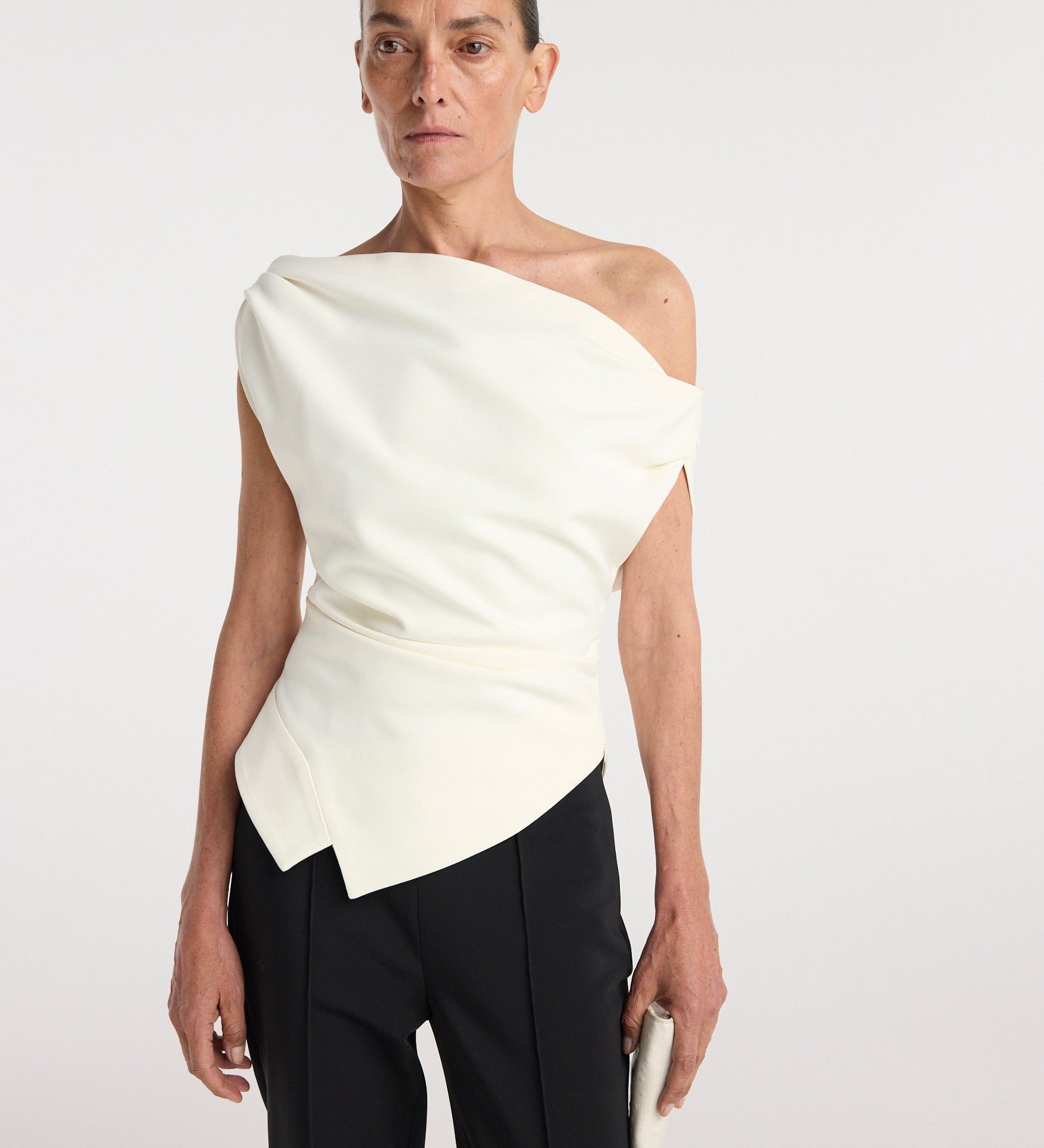 ROHE - Off shoulder lapel top | off white