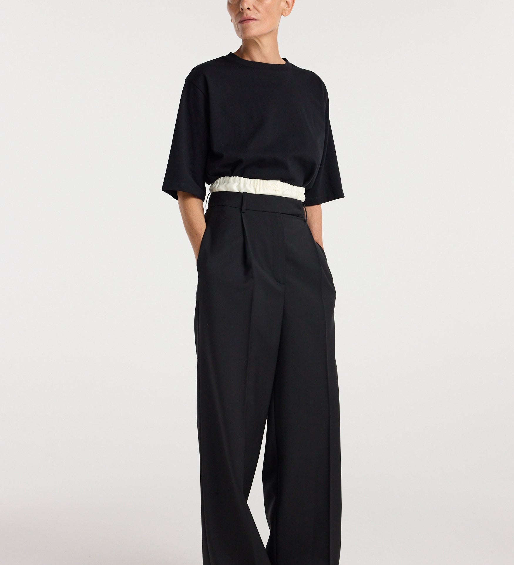 ROHE - Boxer detailed trousers | black