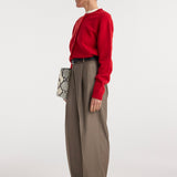 ROHE - Daria - Single pleat tapered trousers | desert brown